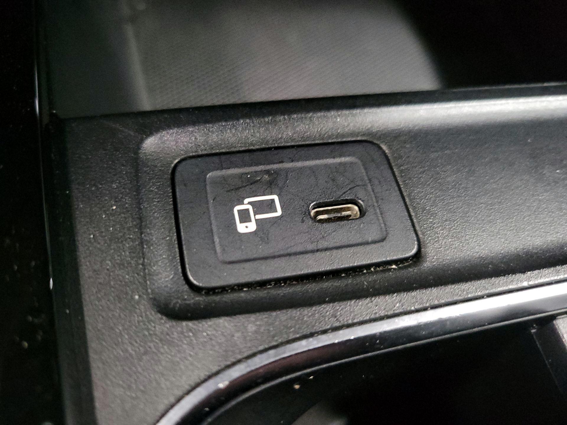 Thumbnail: 2021 Mercedes-Benz GLA - 18