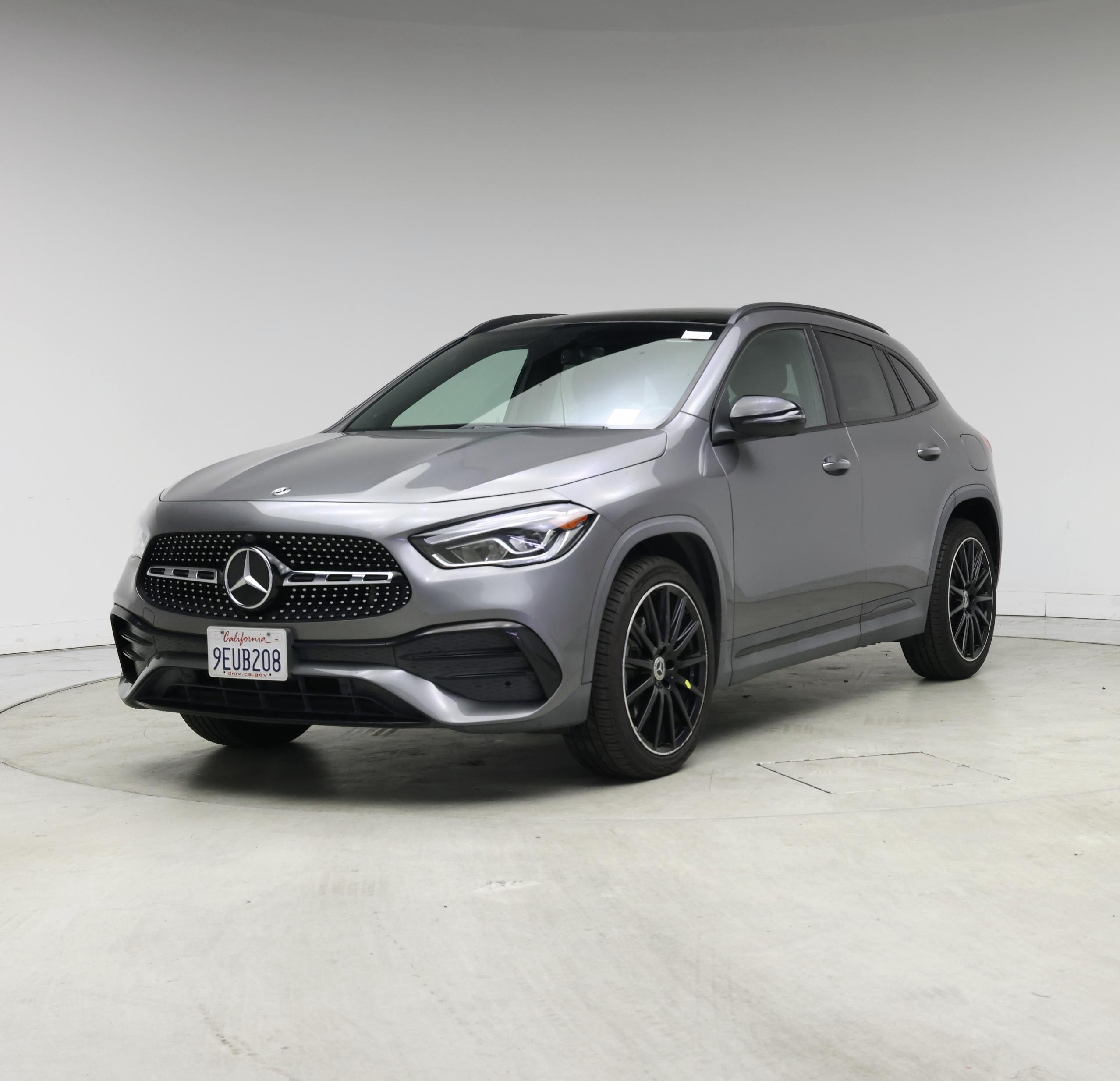 Thumbnail: 2021 Mercedes-Benz GLA - 4