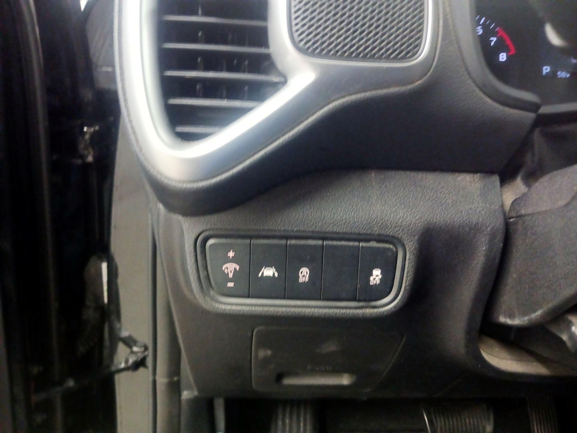 Thumbnail: 2020 Kia Soul - 11