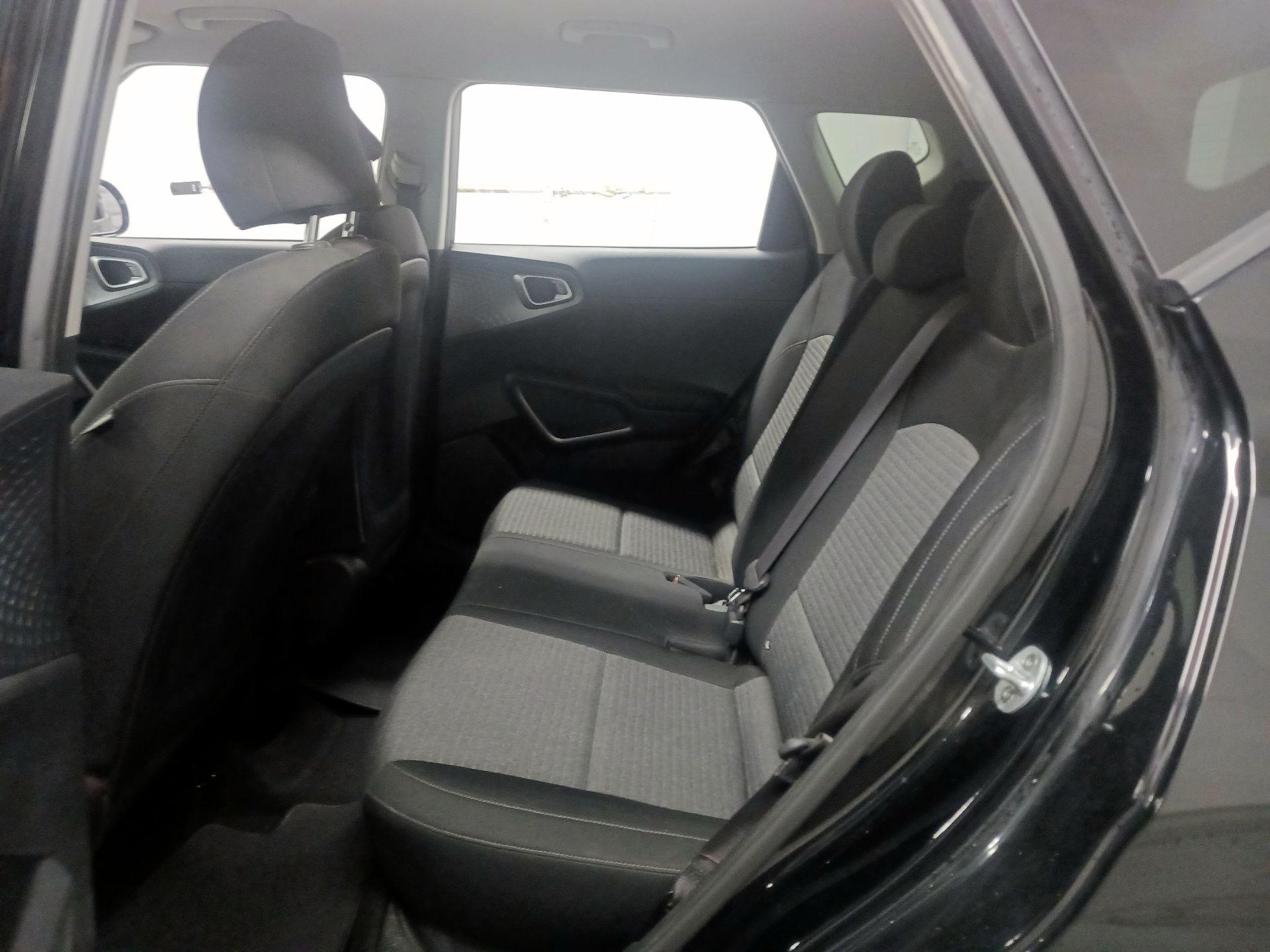 Thumbnail: 2020 Kia Soul - 17