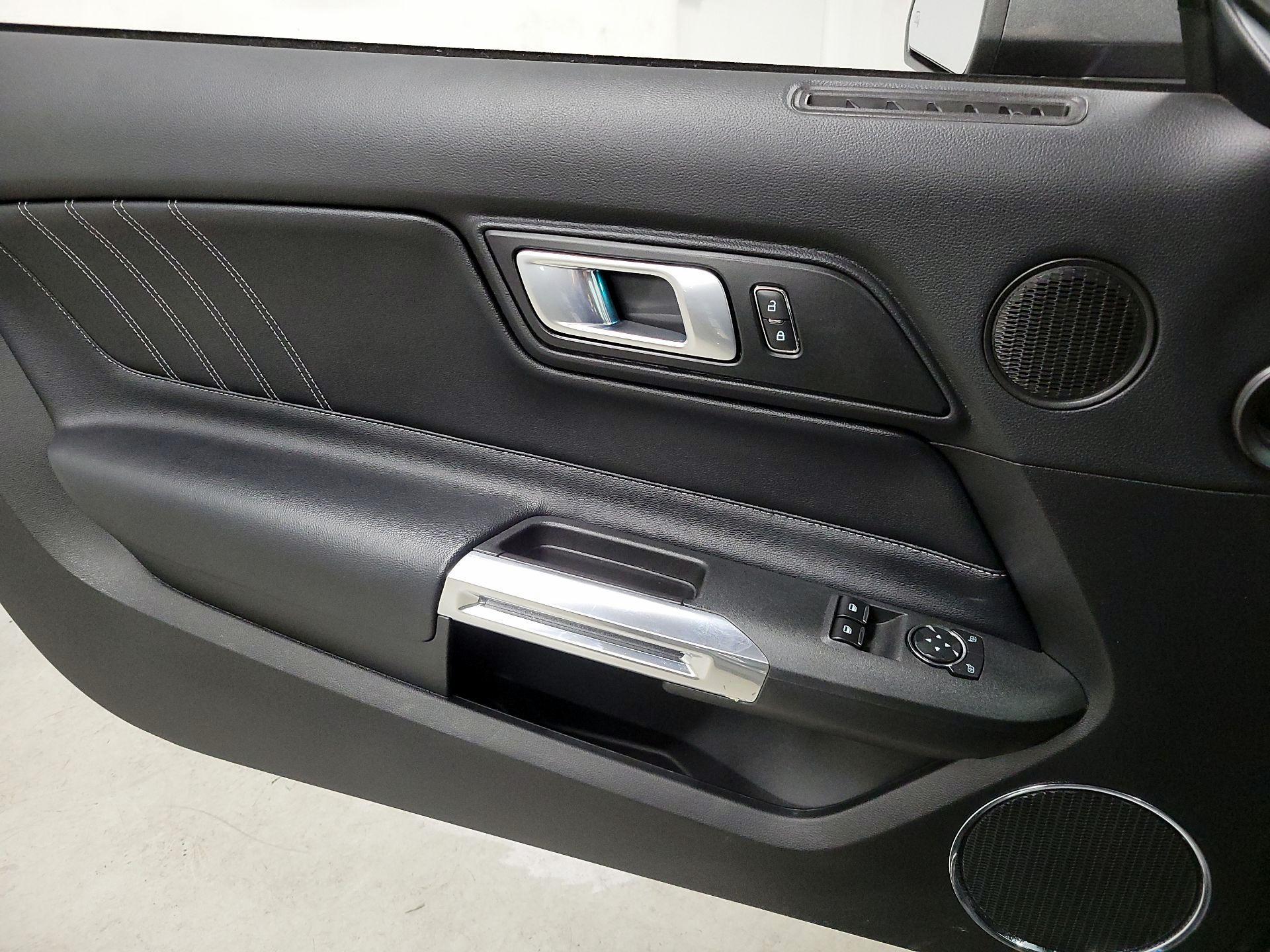 Thumbnail: 2020 Ford Mustang - 12