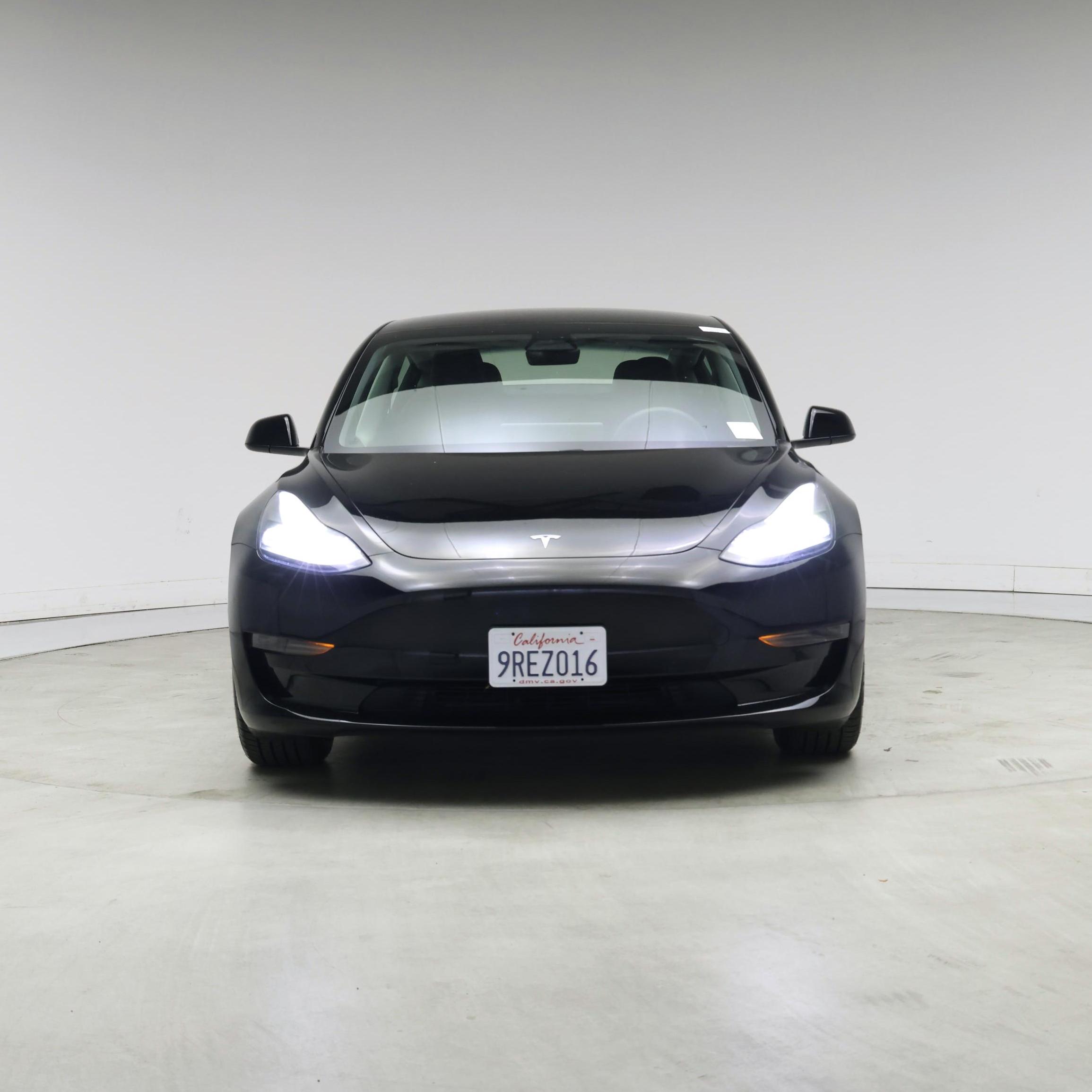 Thumbnail: 2021 Tesla Model 3 - 5