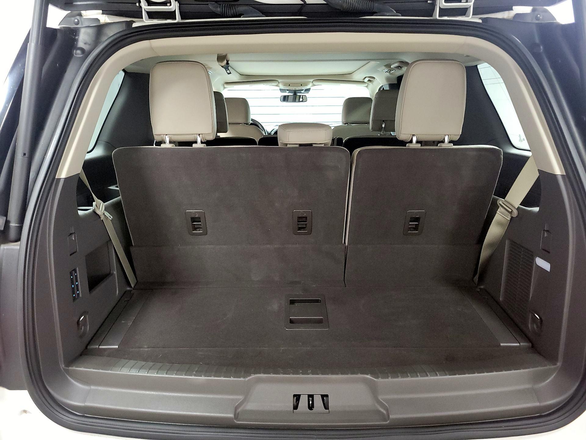 Thumbnail: 2021 Ford Expedition - 17