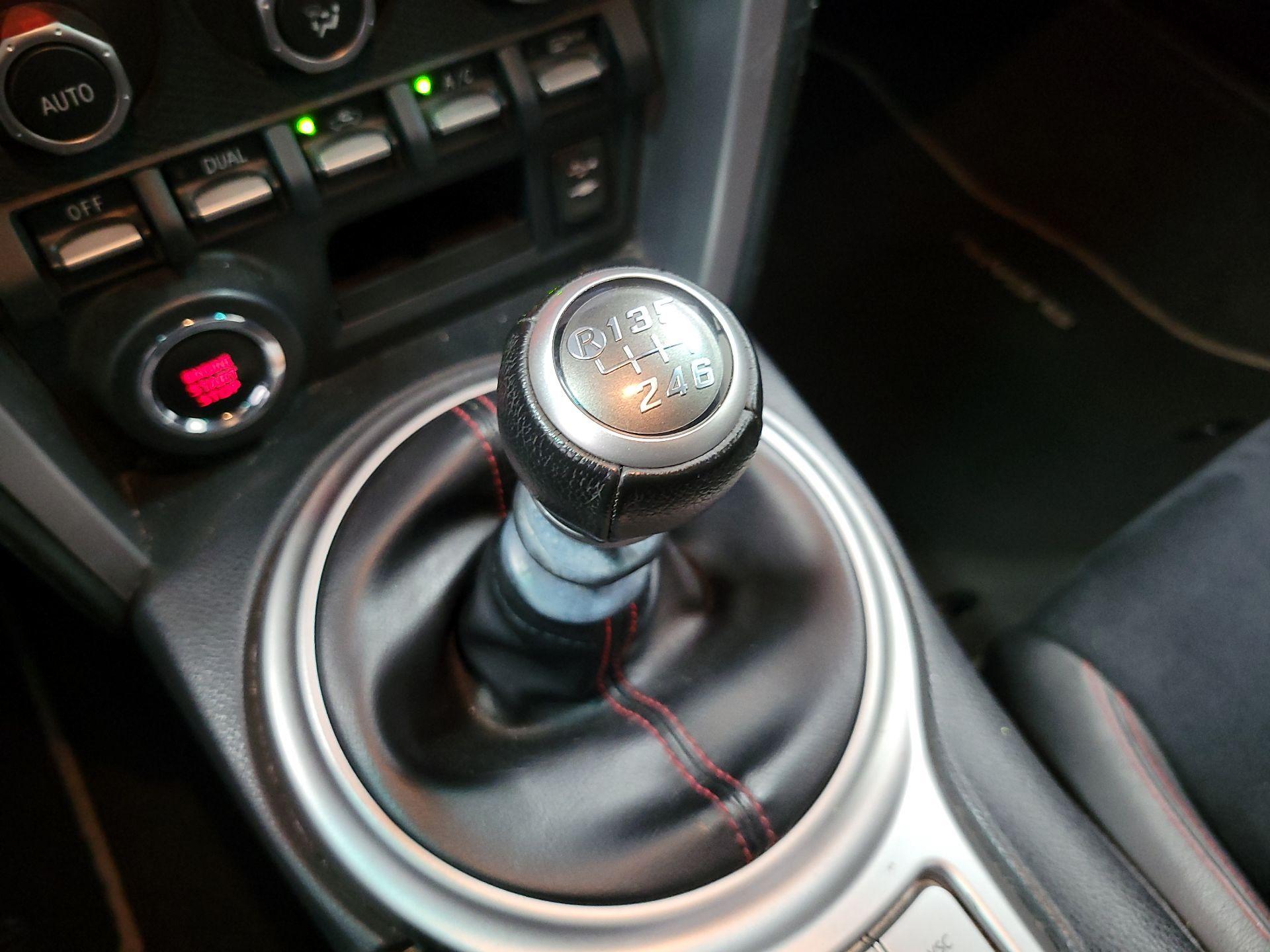 Thumbnail: 2015 Subaru BRZ - 15