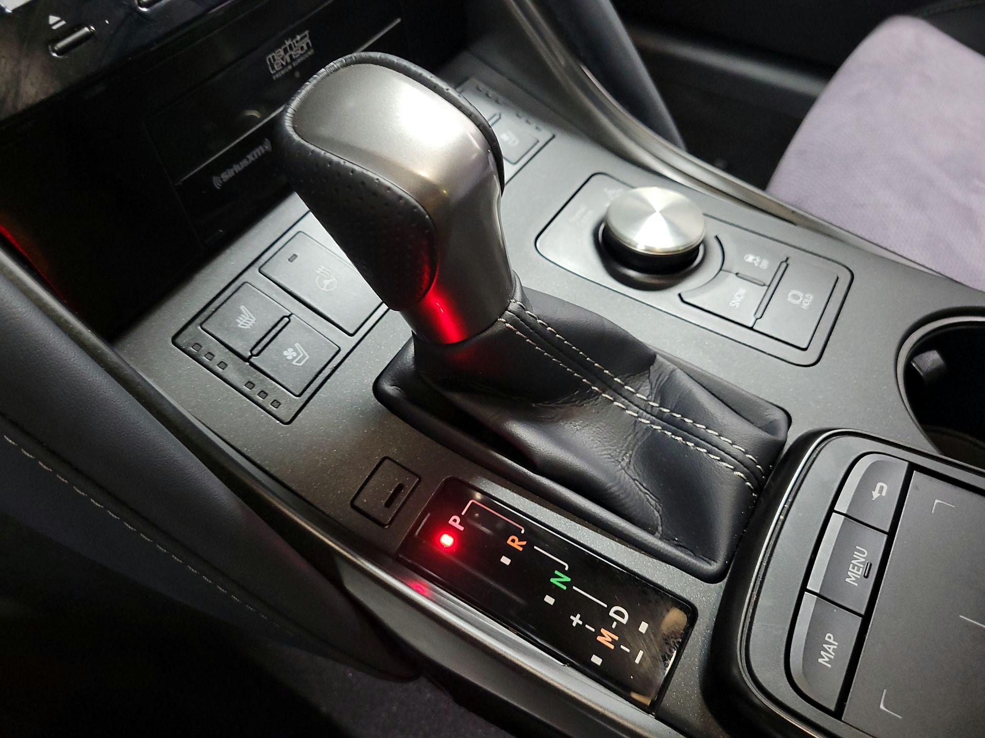 Thumbnail: 2022 Lexus IS - 18