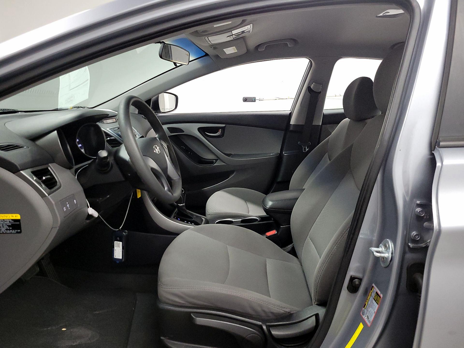 Thumbnail: 2016 Hyundai Elantra - 9