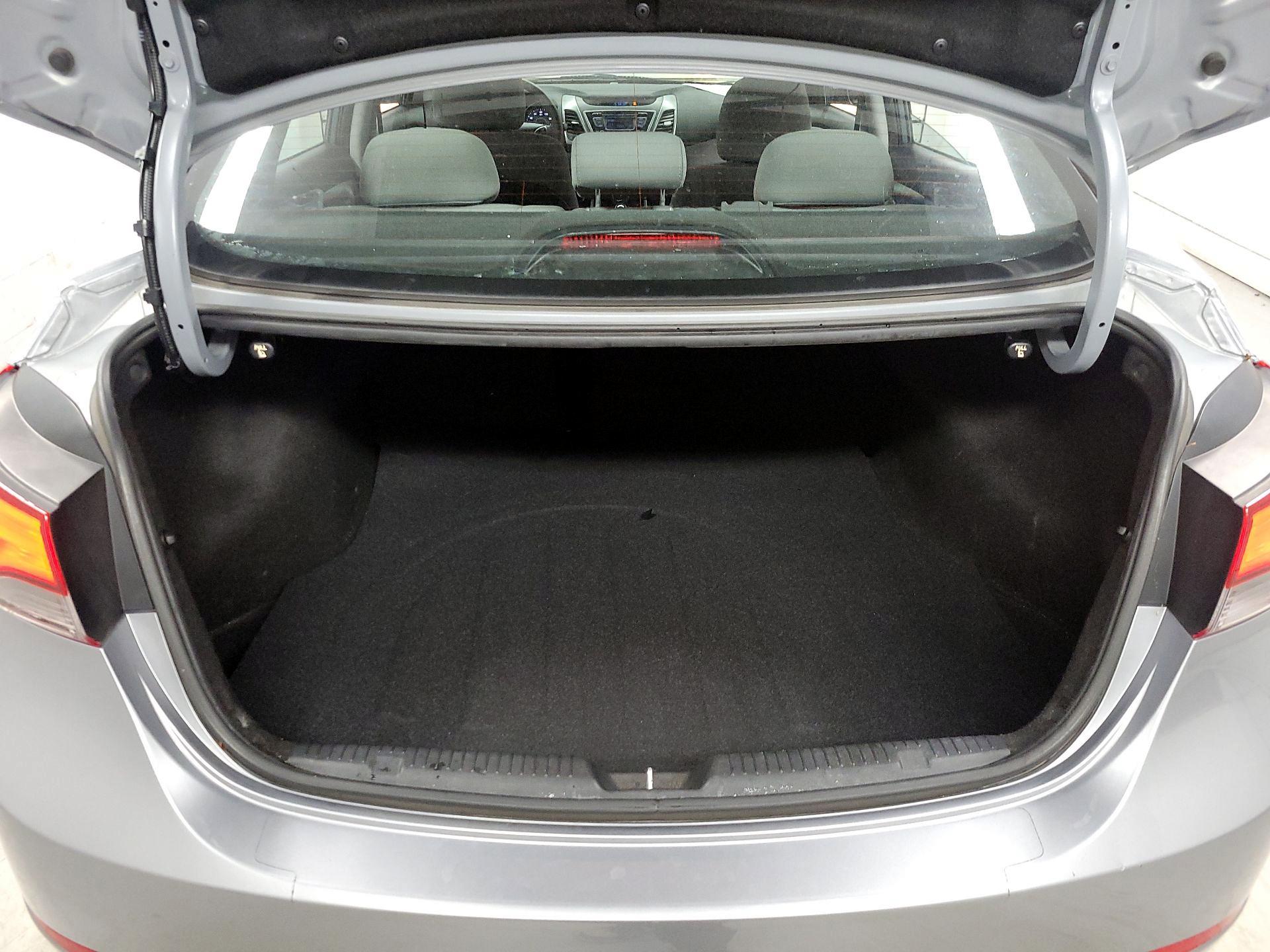 Thumbnail: 2016 Hyundai Elantra - 15