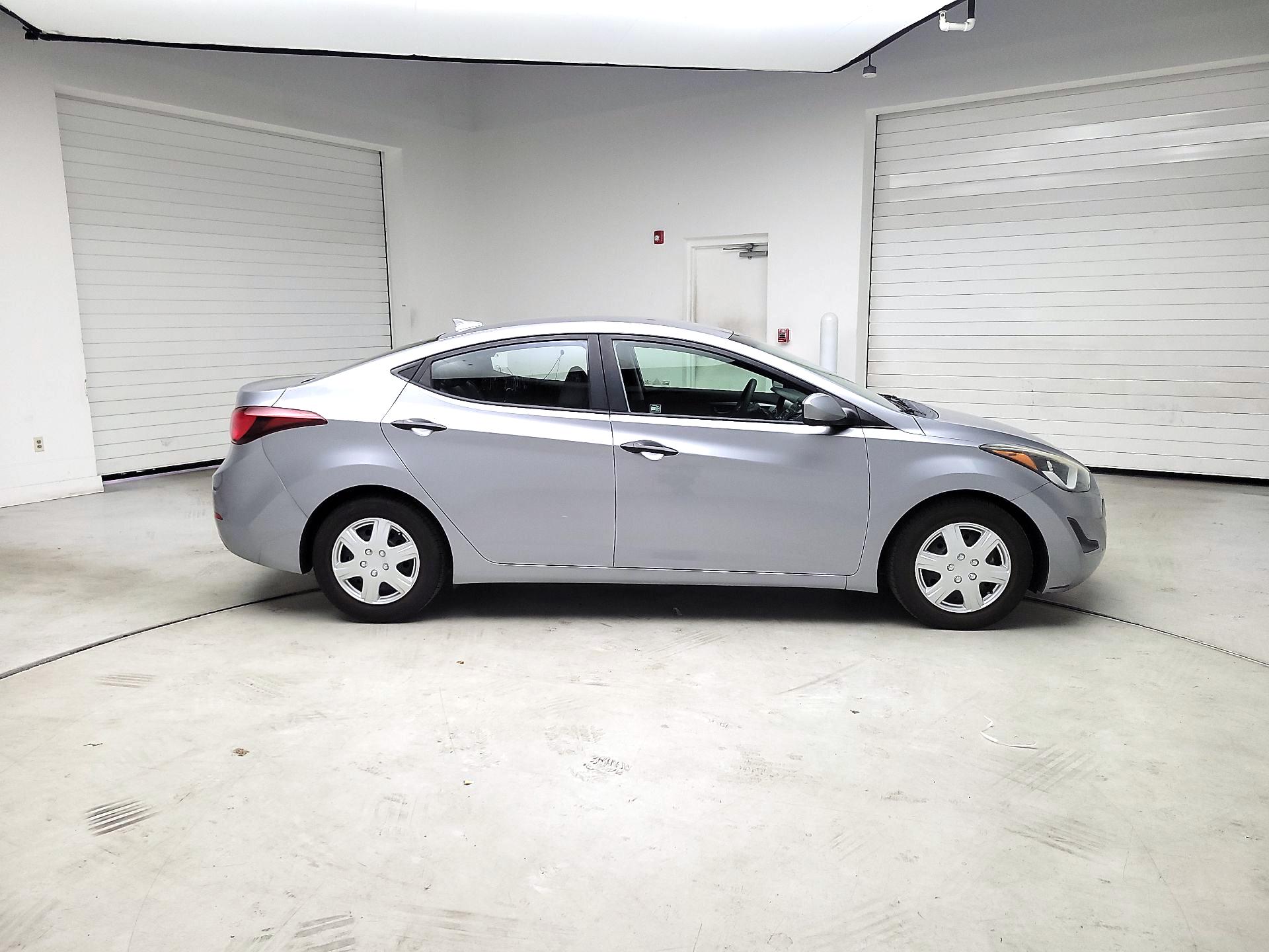 Thumbnail: 2016 Hyundai Elantra - 4