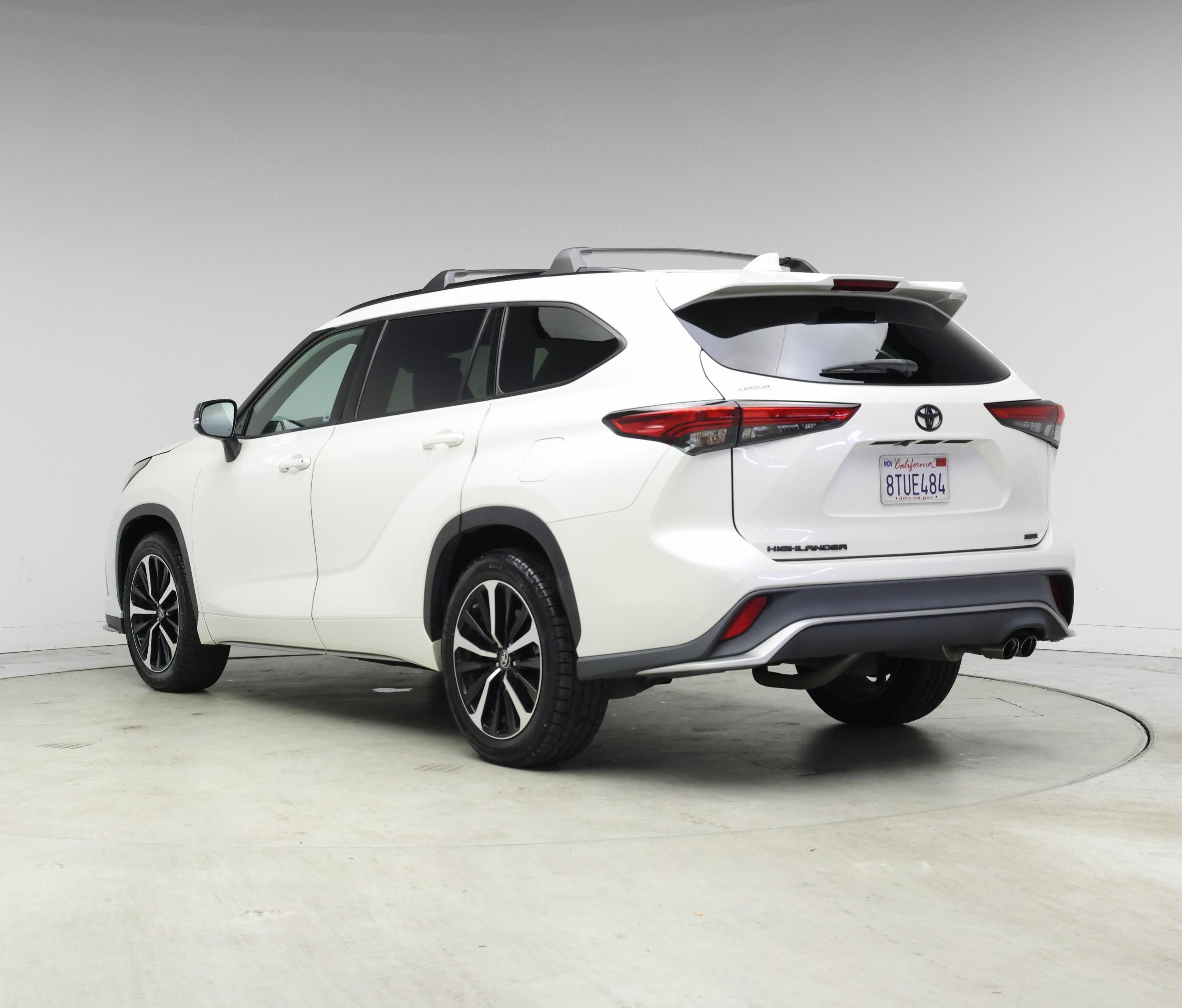 Thumbnail: 2021 Toyota Highlander - 2