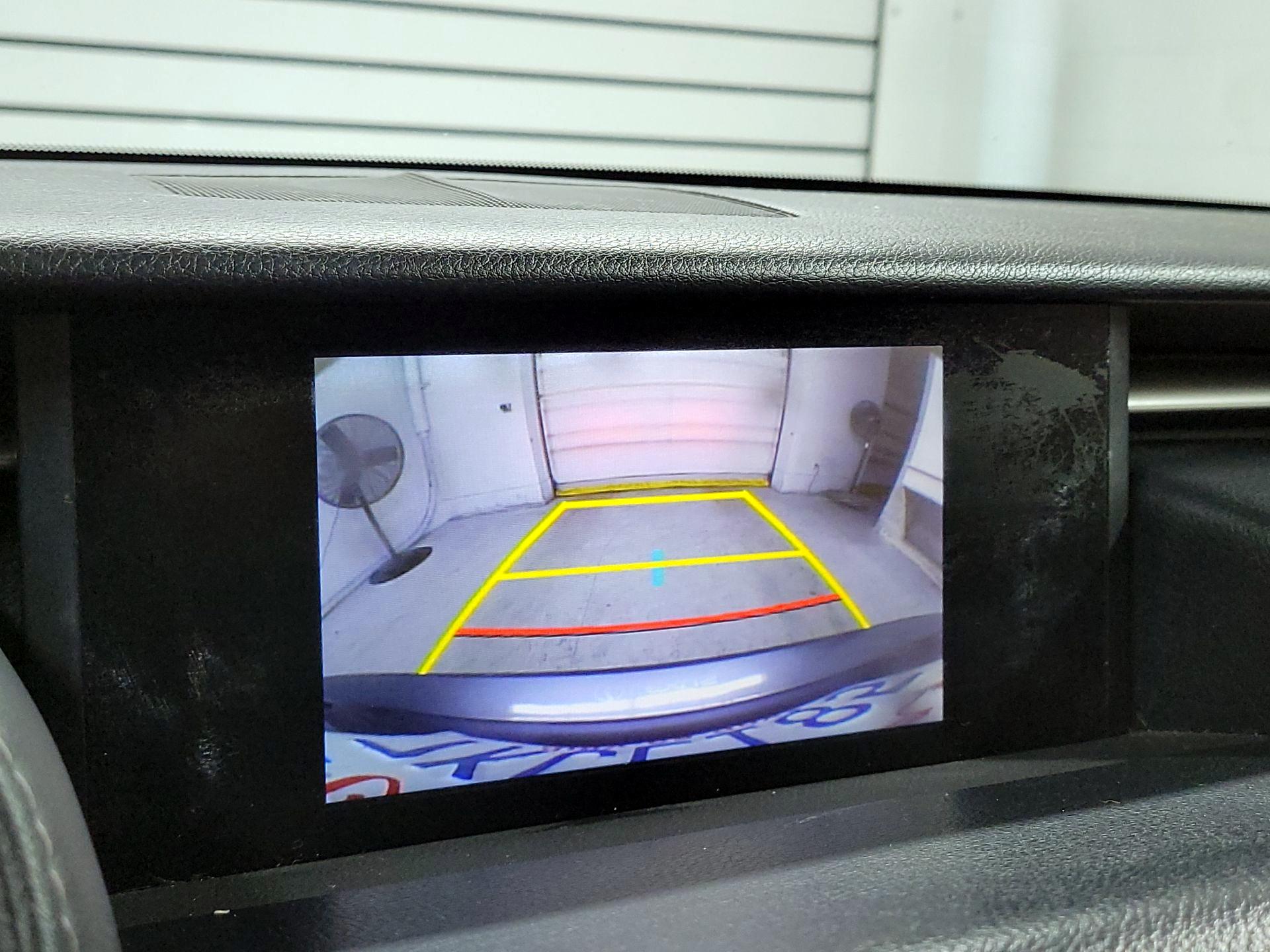 Thumbnail: 2015 Lexus IS - 15