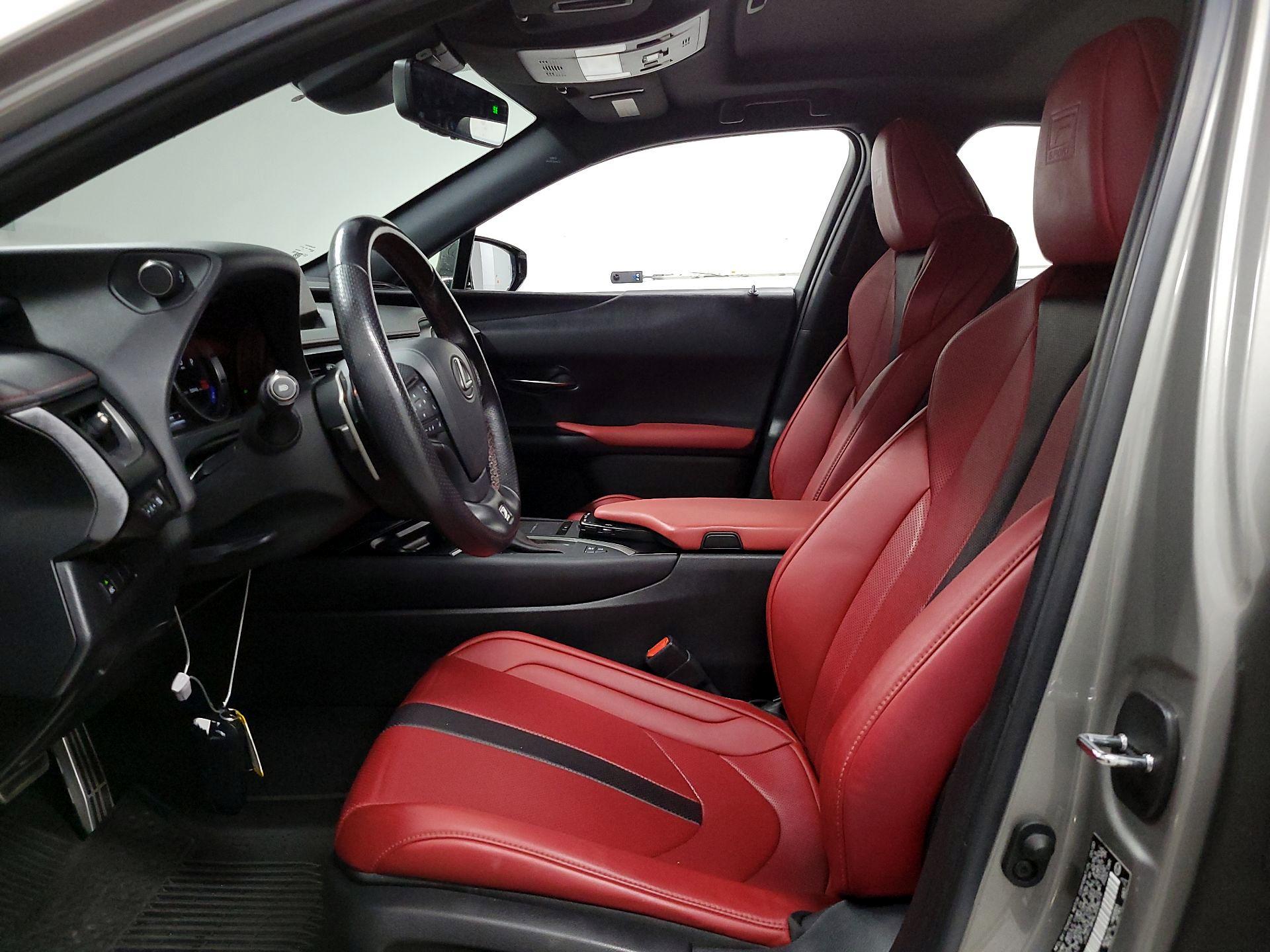 Thumbnail: 2020 Lexus UX - 11