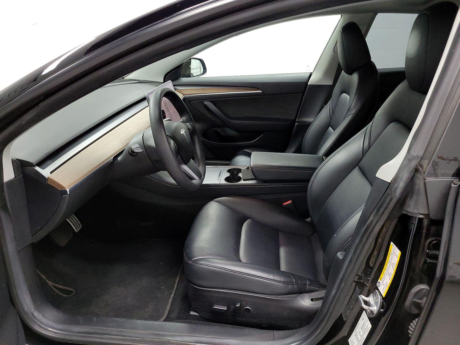 Thumbnail: 2022 Tesla Model 3 - 9