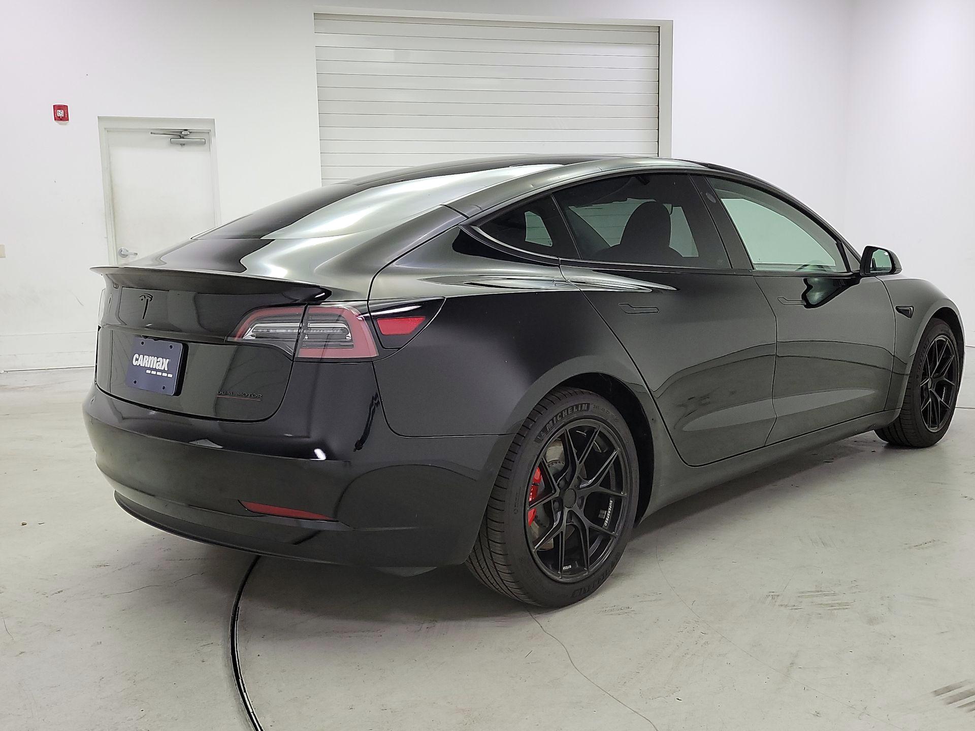 Thumbnail: 2022 Tesla Model 3 - 5