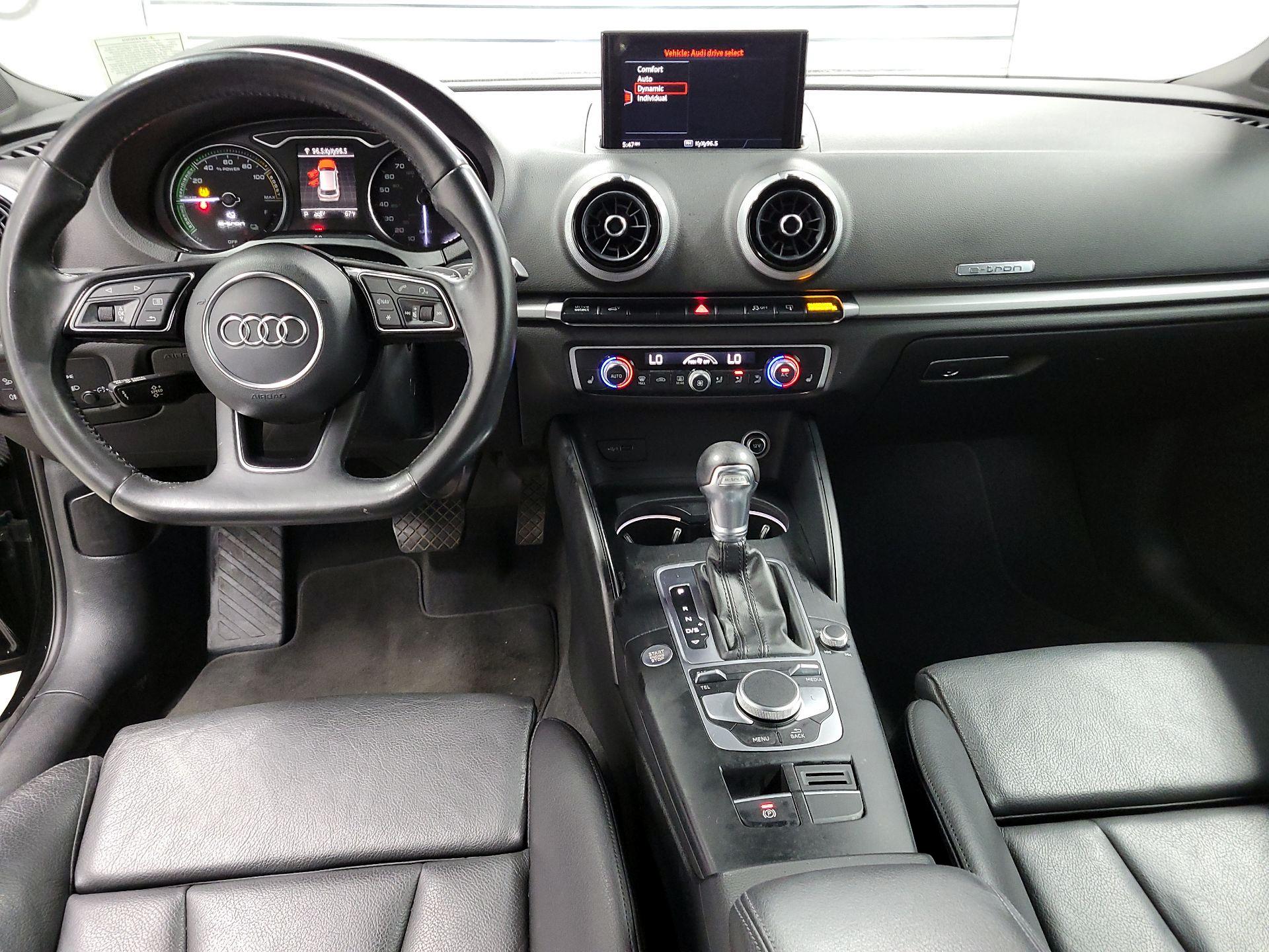 Thumbnail: 2017 Audi A3 - 9