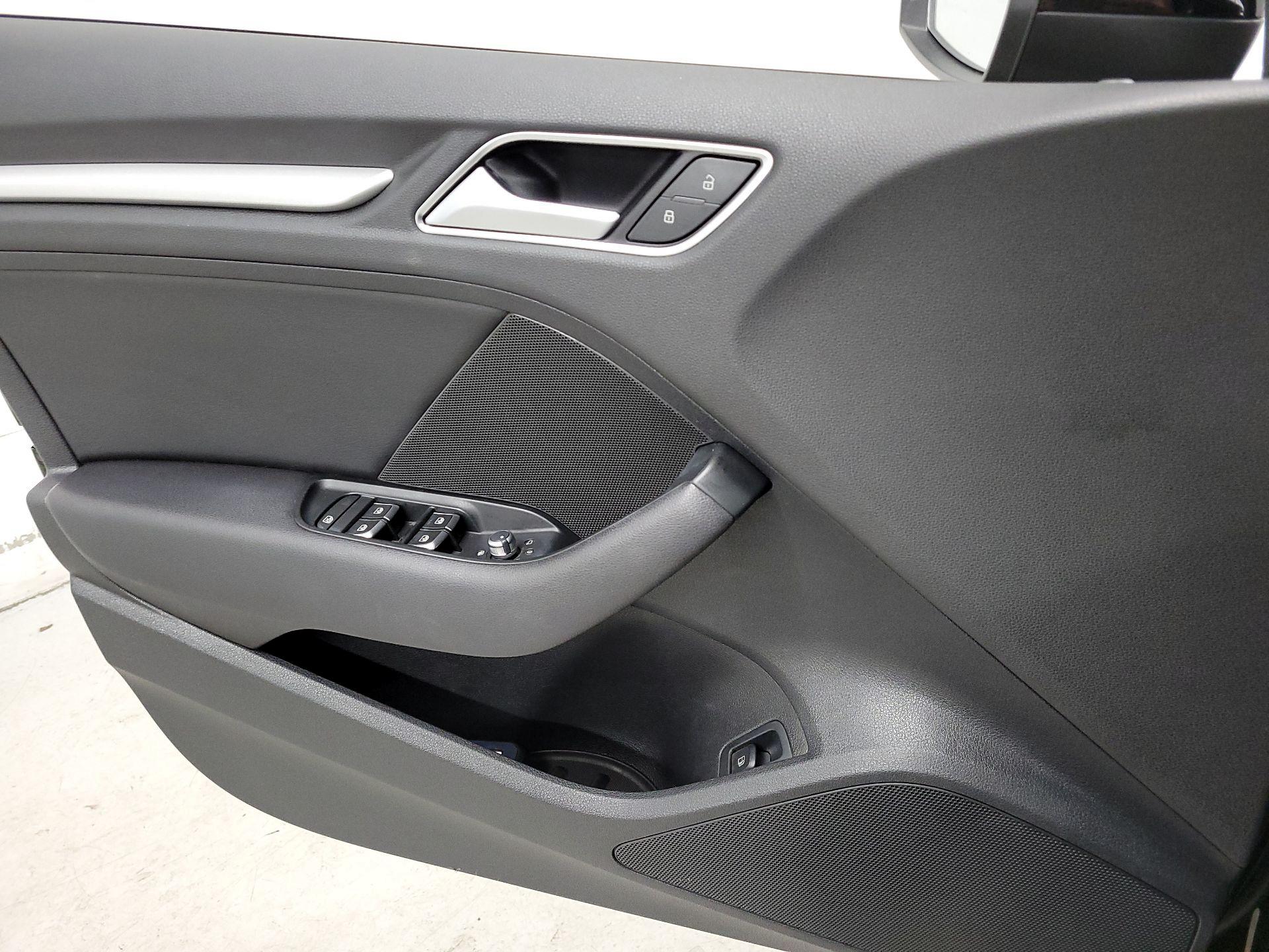 Thumbnail: 2017 Audi A3 - 12