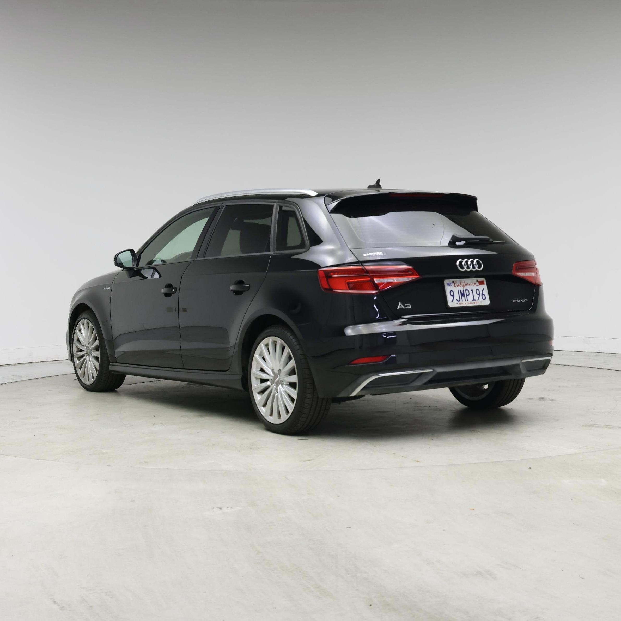 Thumbnail: 2017 Audi A3 - 2