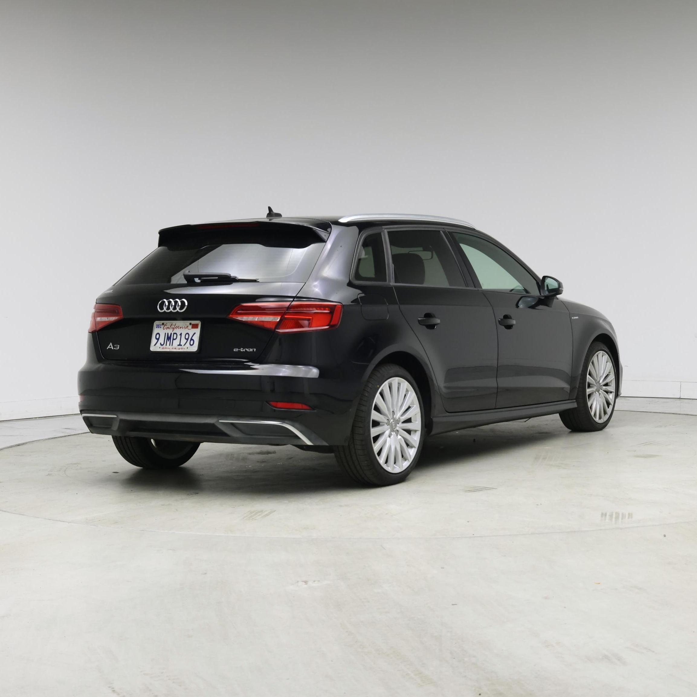 Thumbnail: 2017 Audi A3 - 8