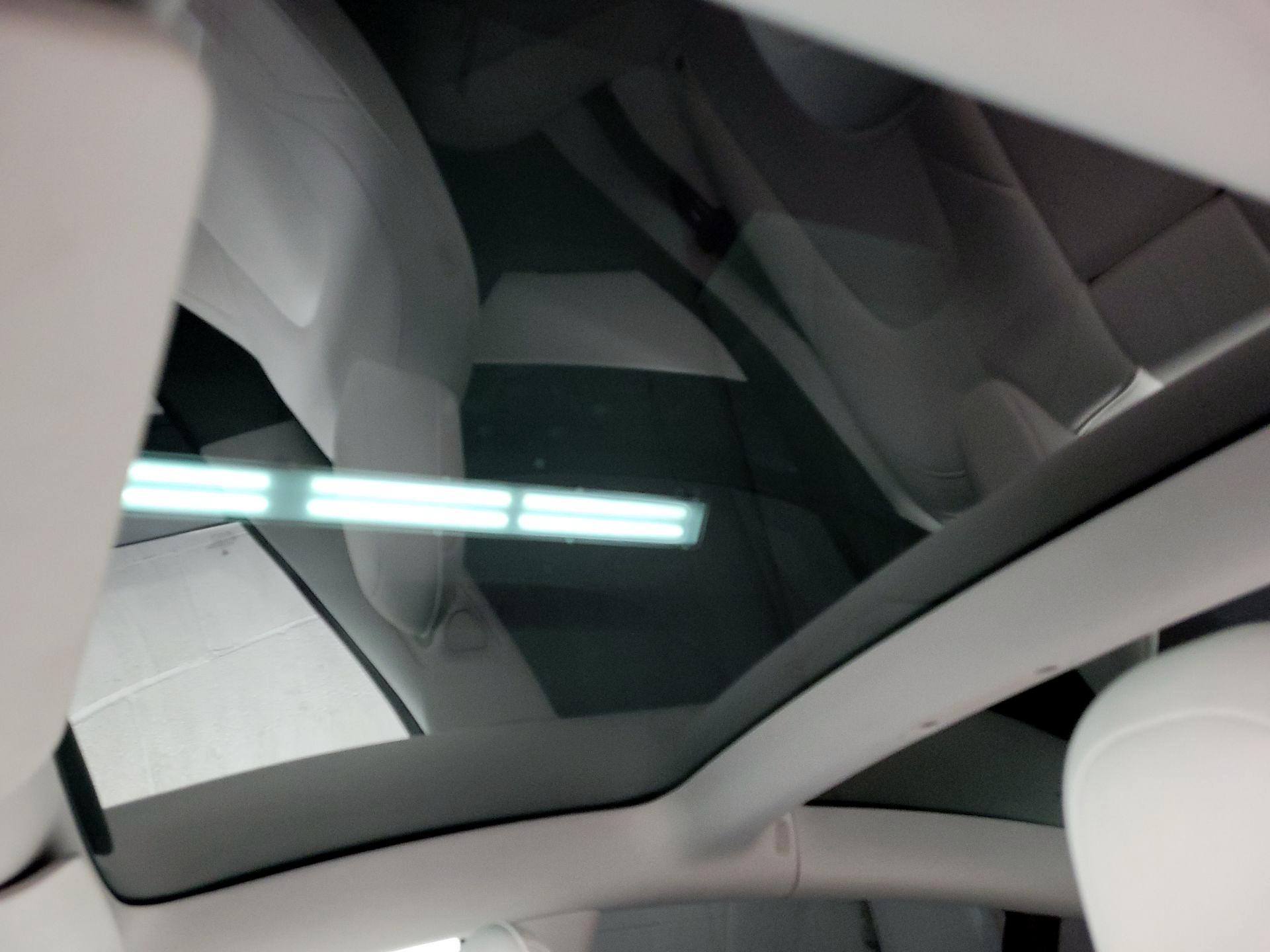 Thumbnail: 2020 Tesla Model 3 - 18