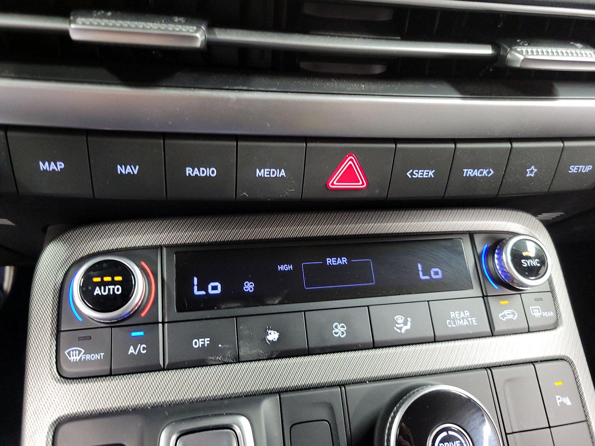 Thumbnail: 2024 Hyundai Palisade - 17