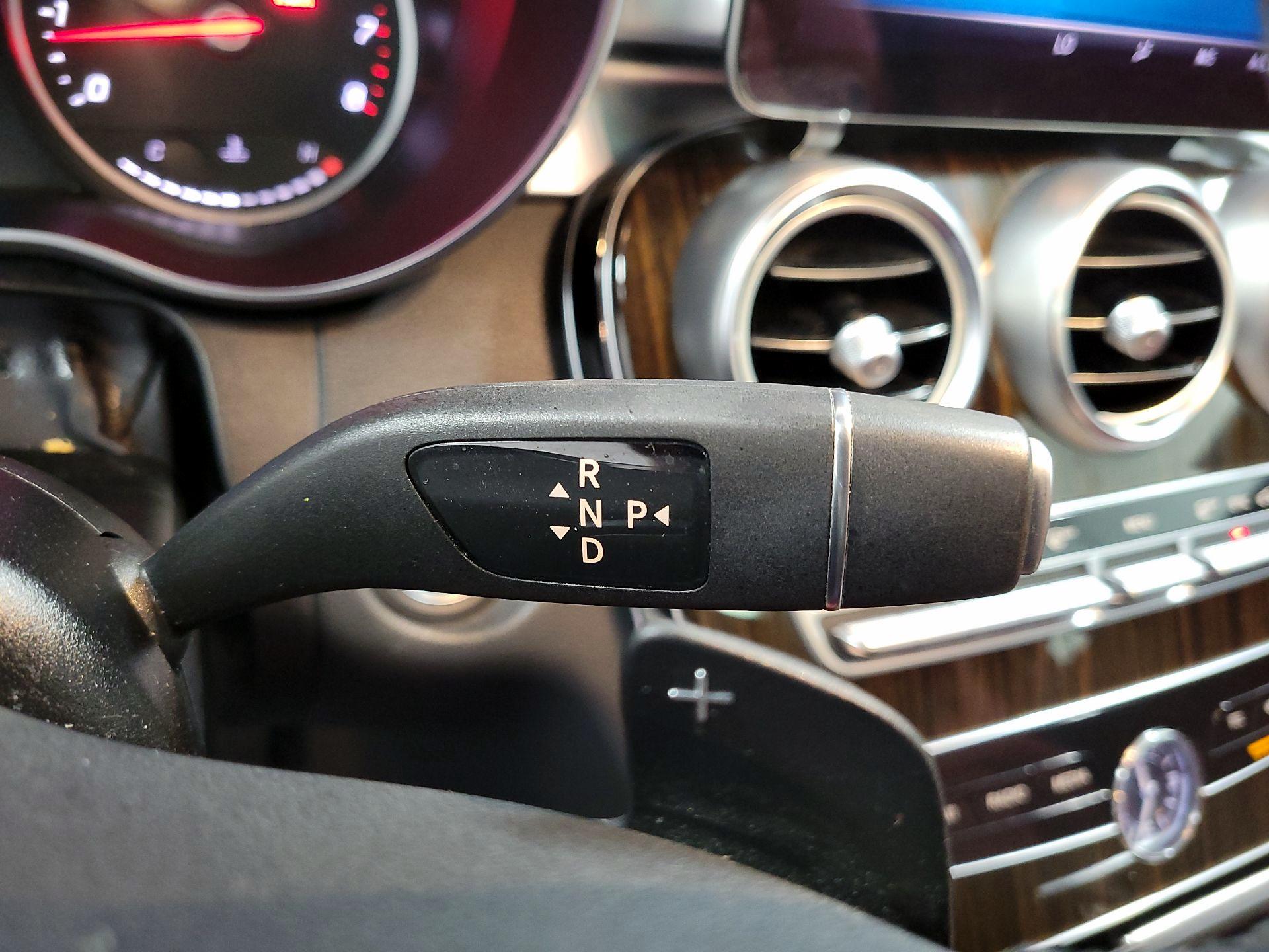 Thumbnail: 2019 Mercedes-Benz C-Class - 15