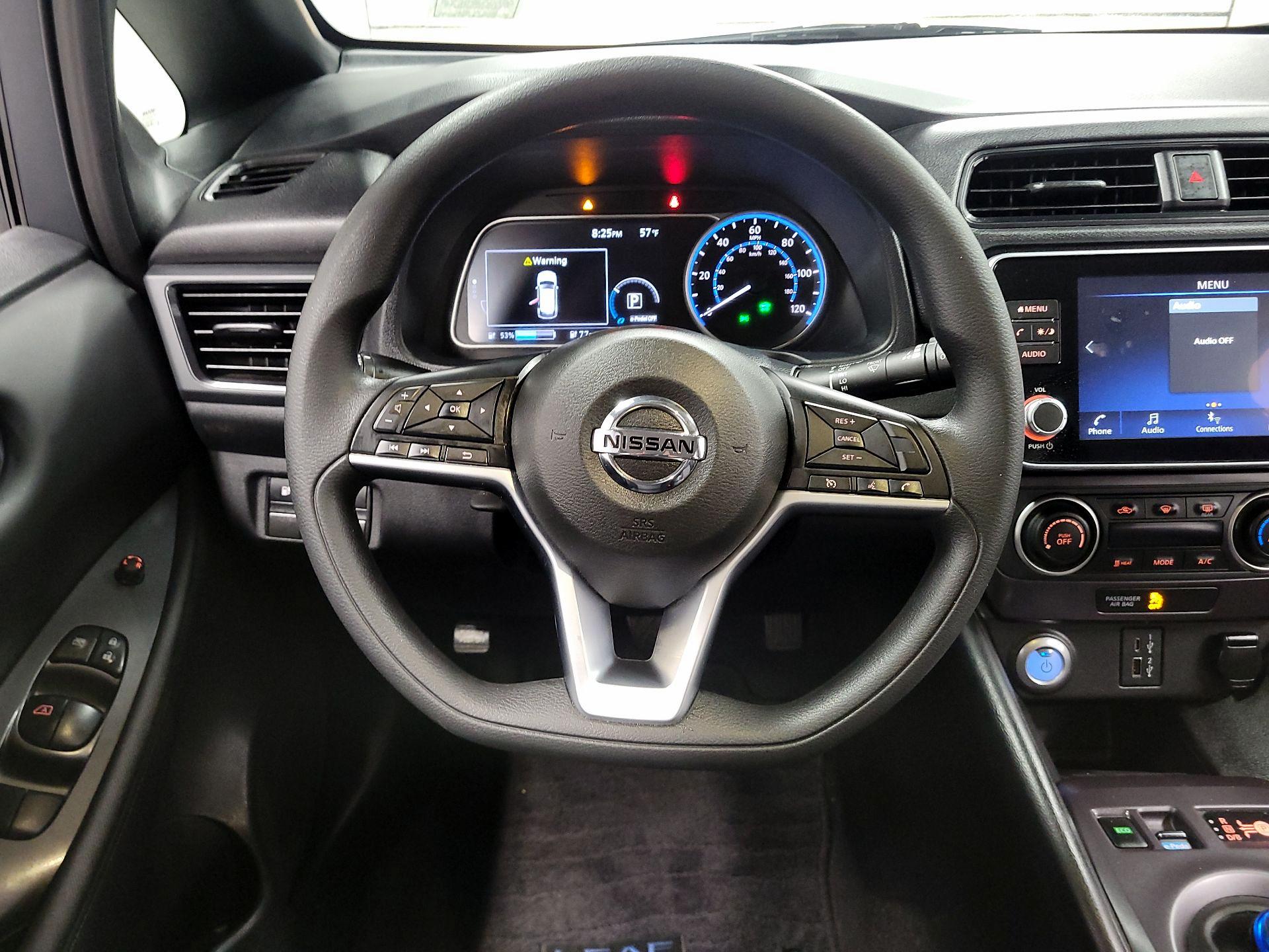 Thumbnail: 2022 Nissan Leaf - 10