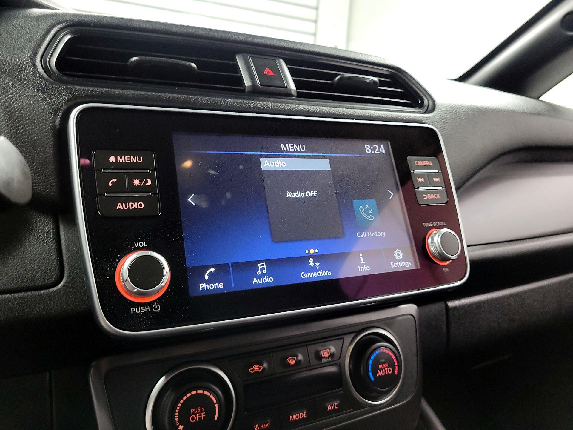 Thumbnail: 2022 Nissan Leaf - 13