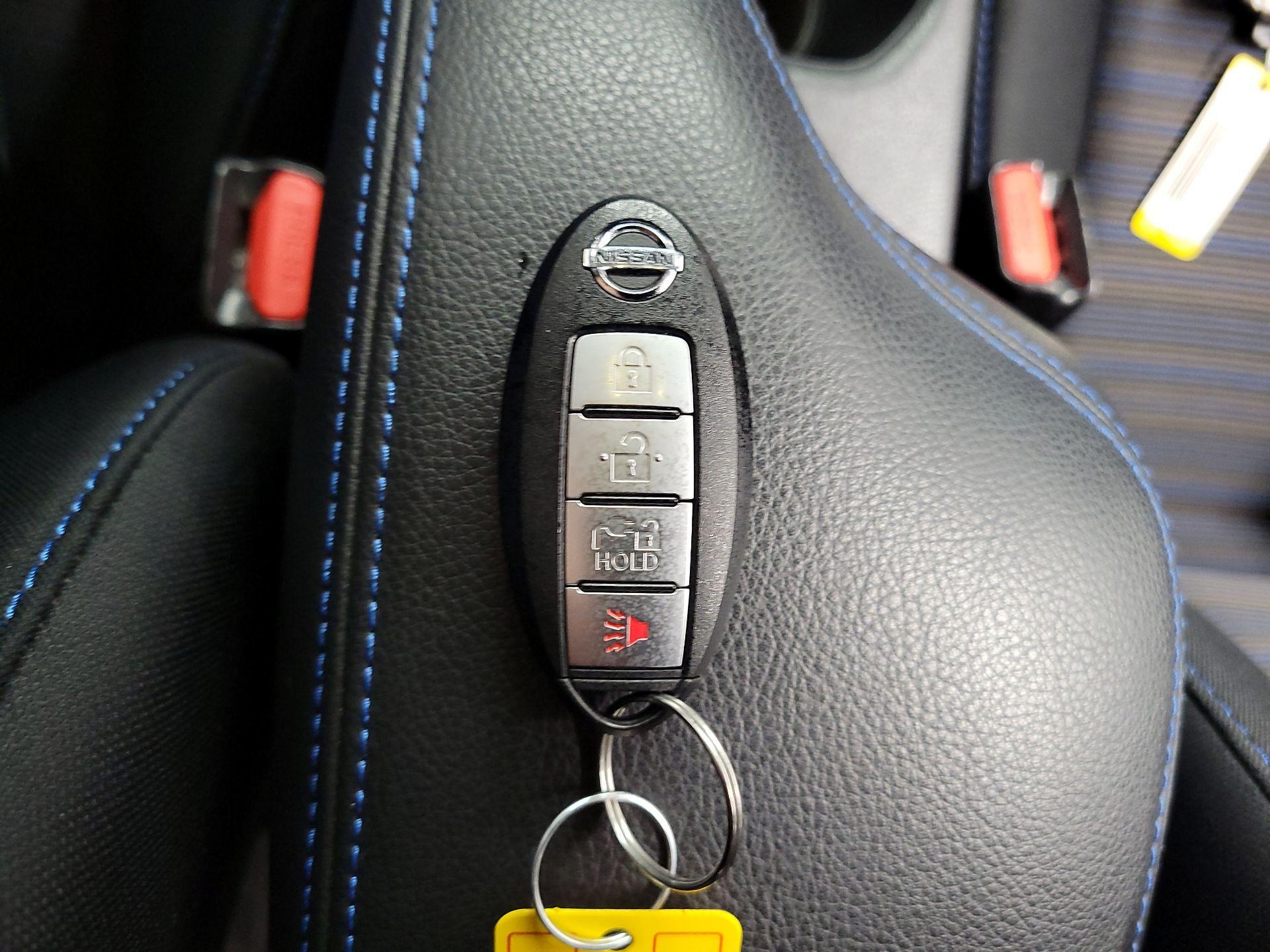 Thumbnail: 2022 Nissan Leaf - 19