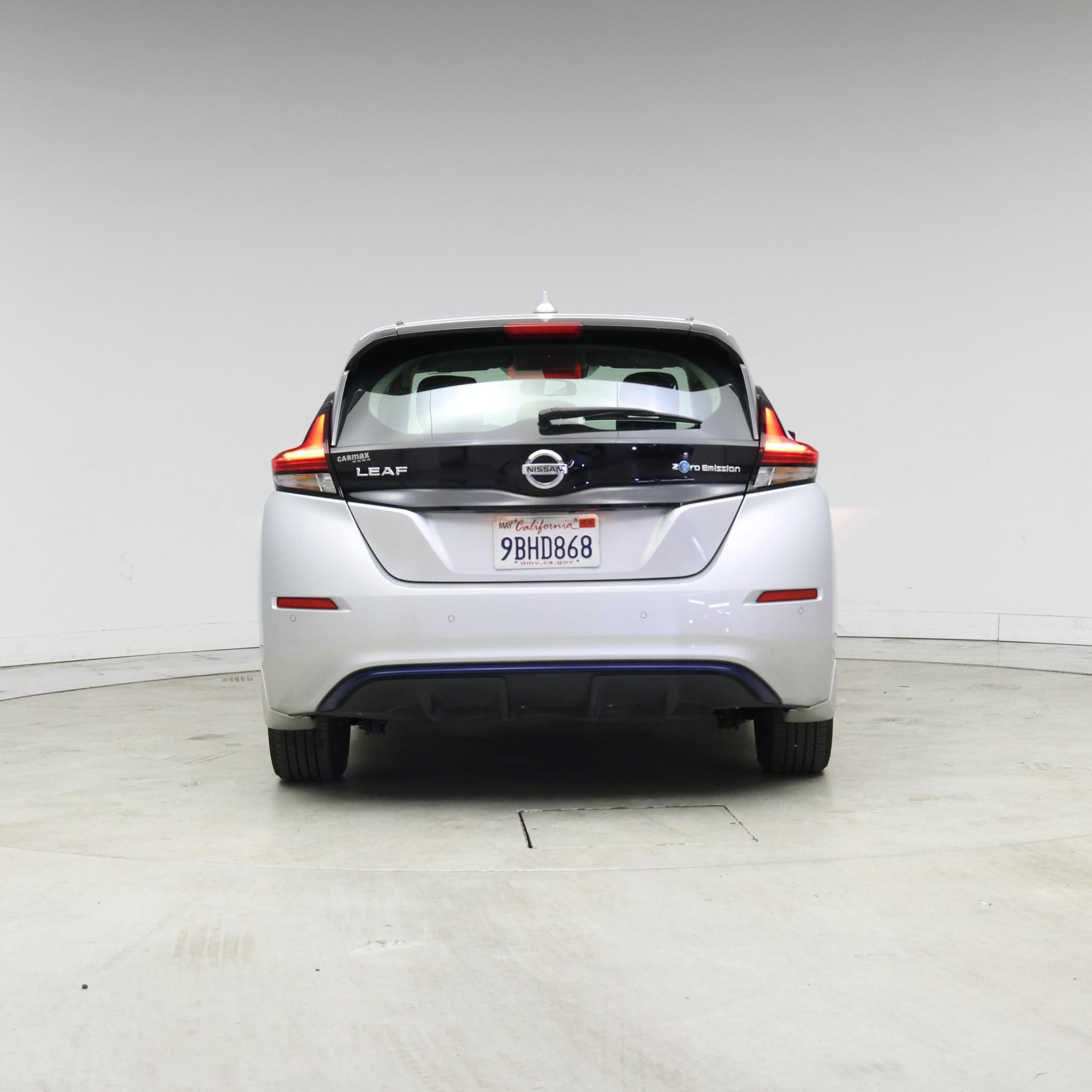 Thumbnail: 2022 Nissan Leaf - 6