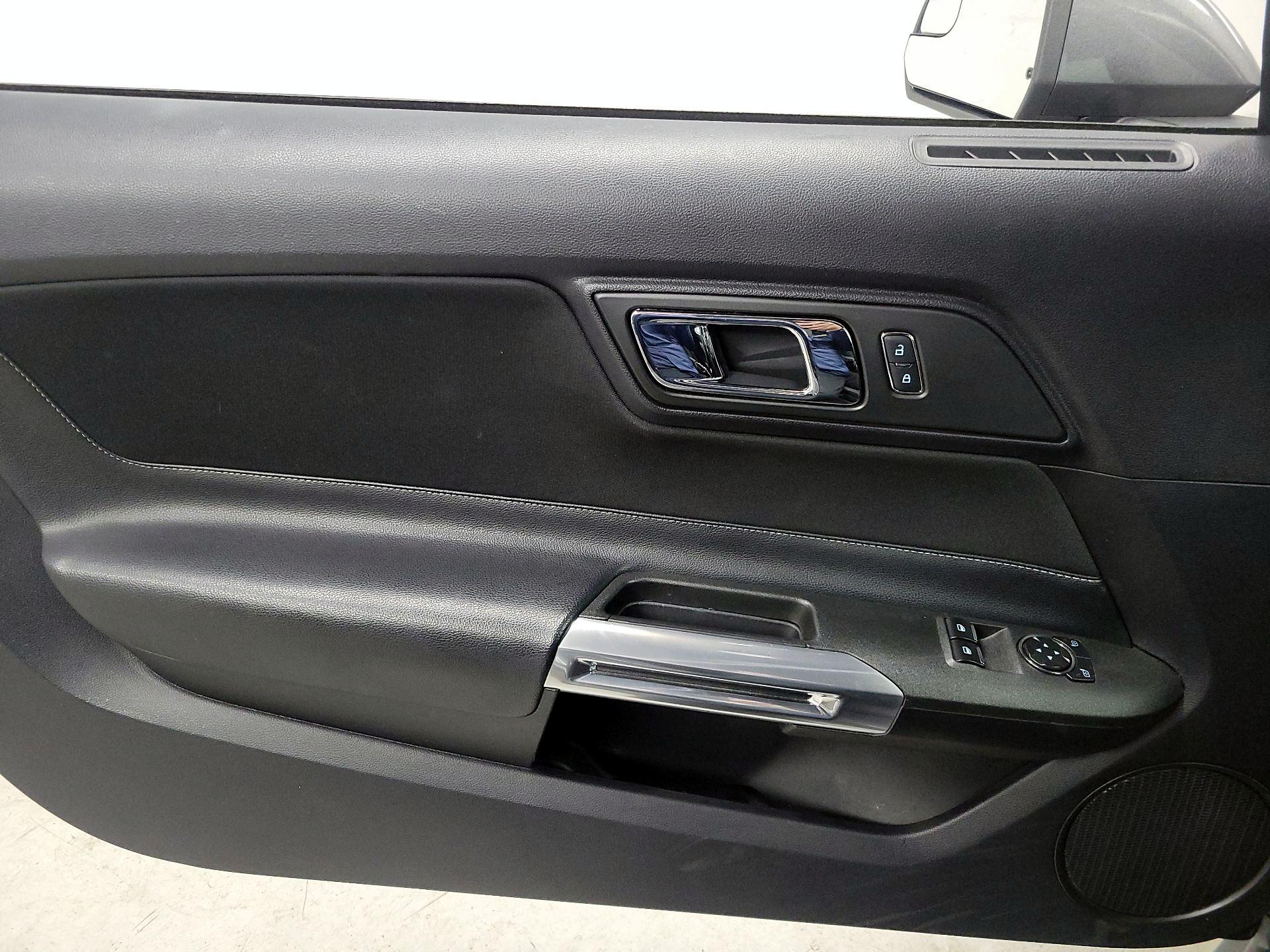 Thumbnail: 2016 Ford Mustang - 12