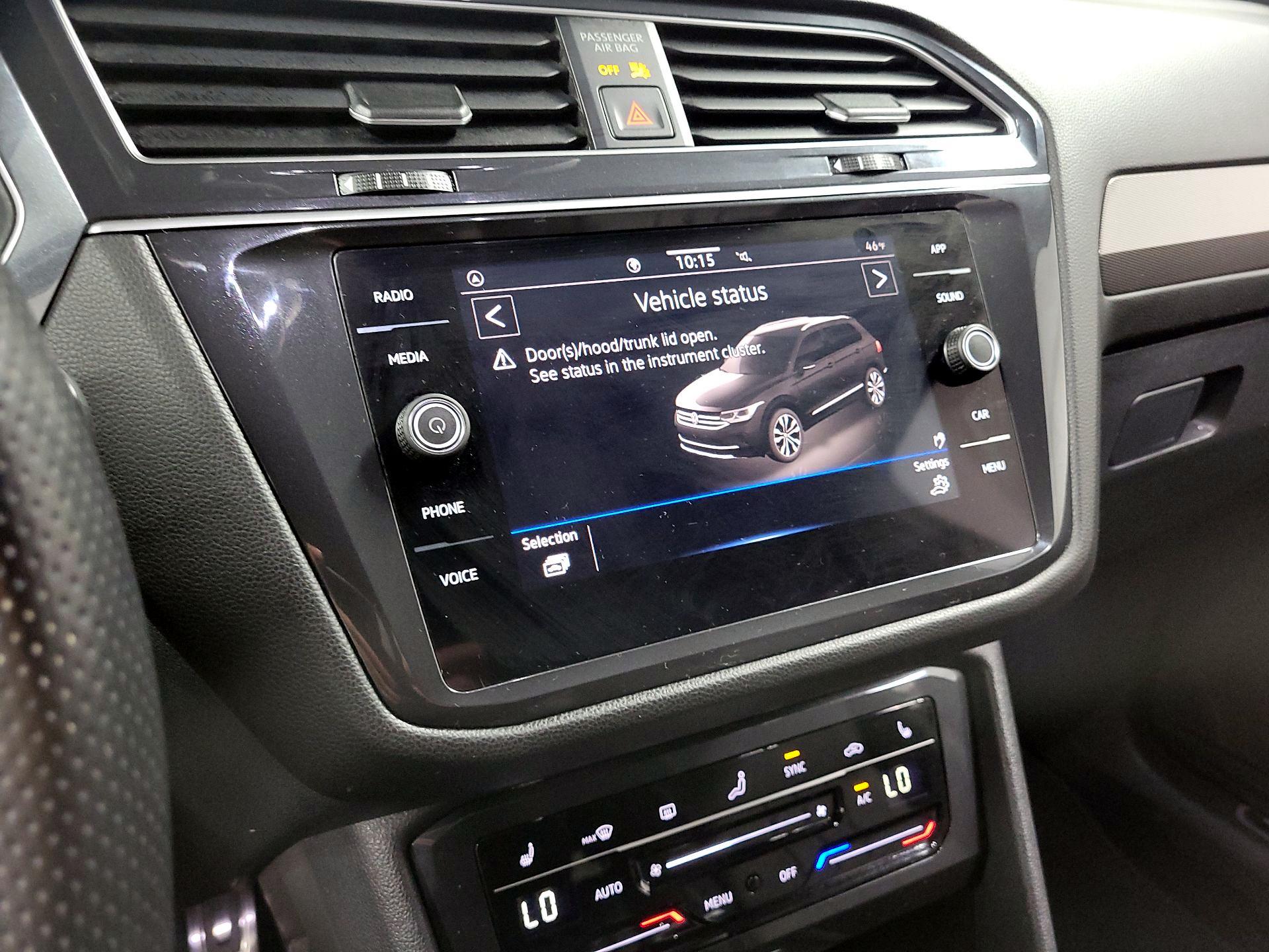 Thumbnail: 2023 Volkswagen Tiguan - 15