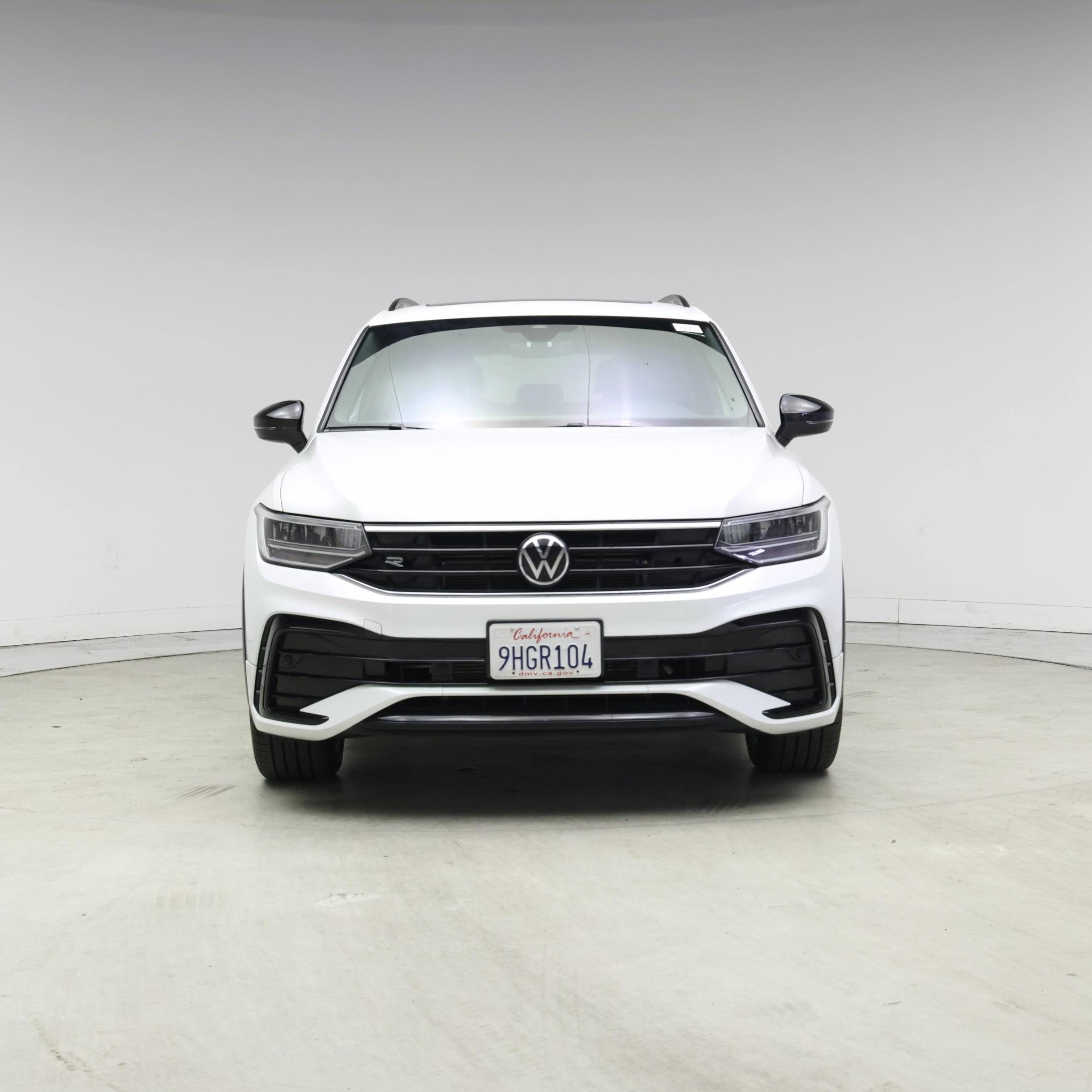 Thumbnail: 2023 Volkswagen Tiguan - 5