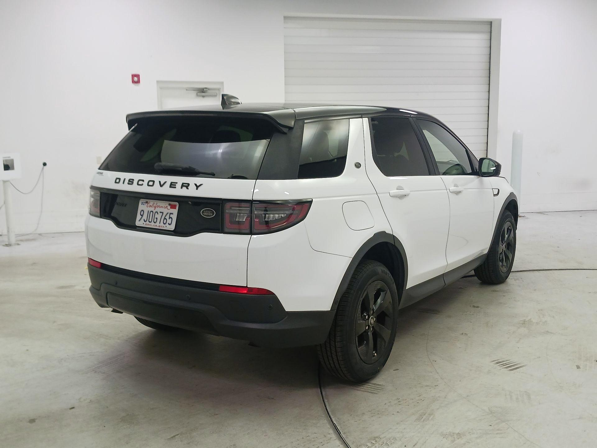 Thumbnail: 2021 Land Rover Discovery Sport - 5