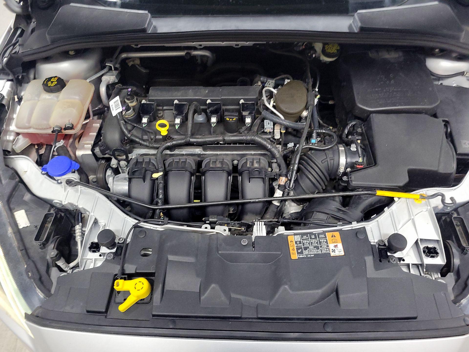 Thumbnail: 2016 Ford Focus - 16