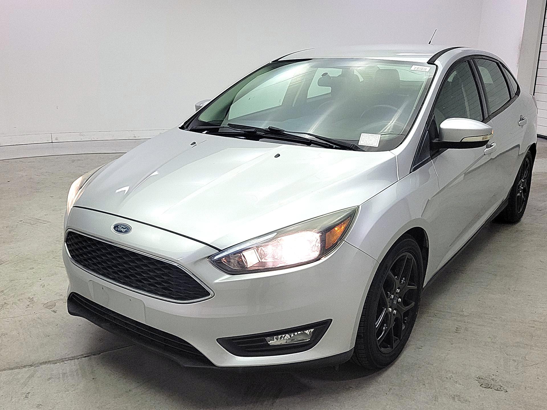 Thumbnail: 2016 Ford Focus - 3