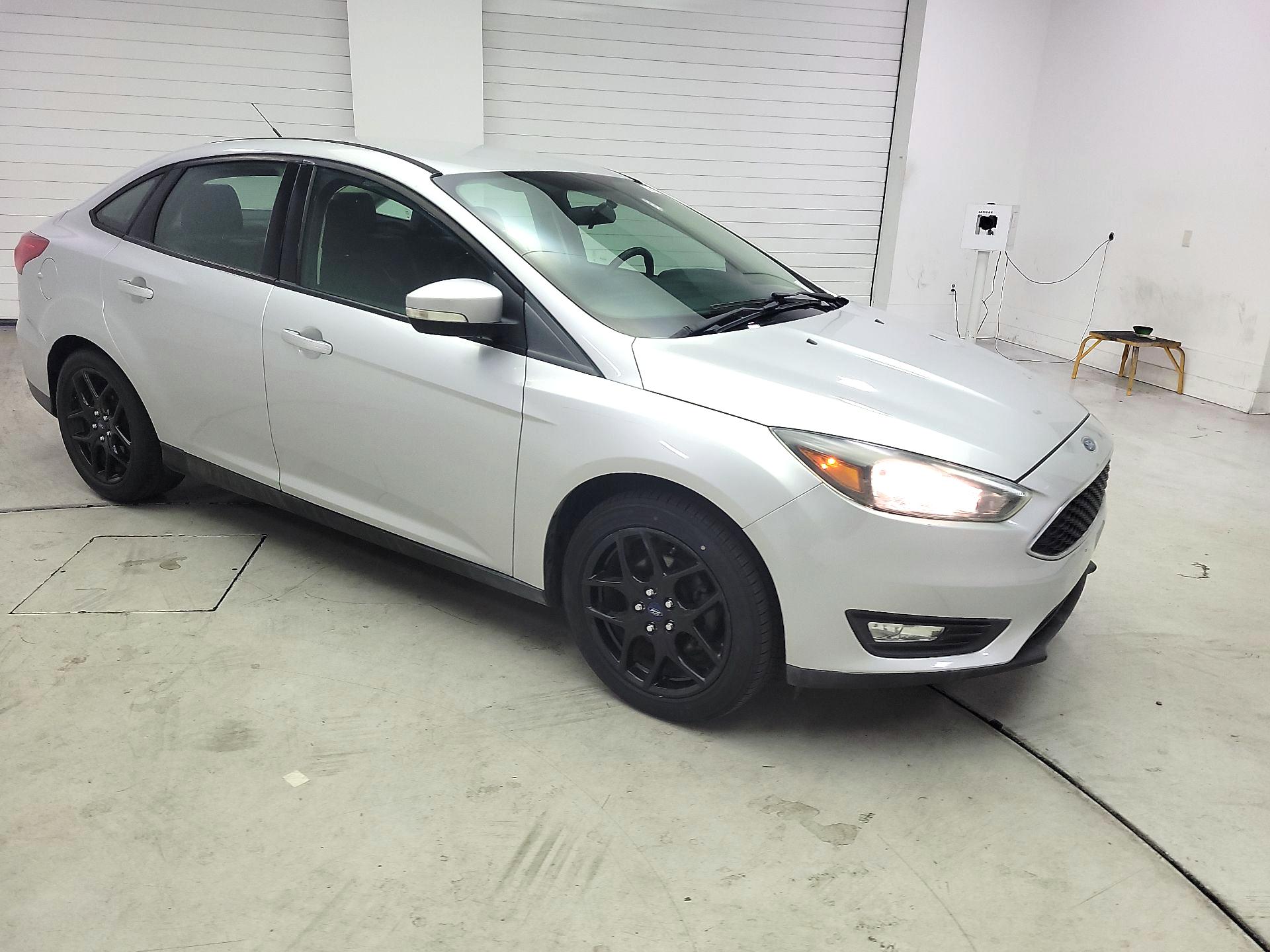 Thumbnail: 2016 Ford Focus - 4