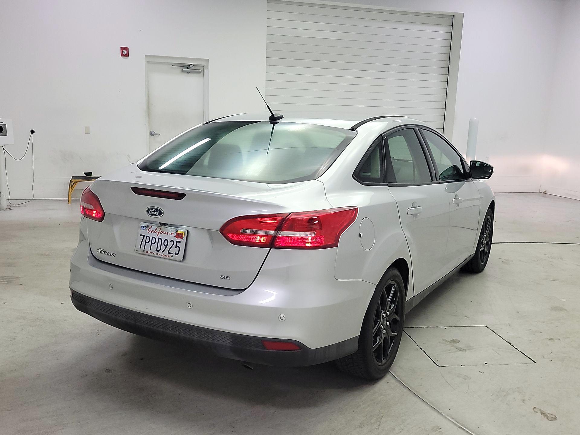 Thumbnail: 2016 Ford Focus - 5