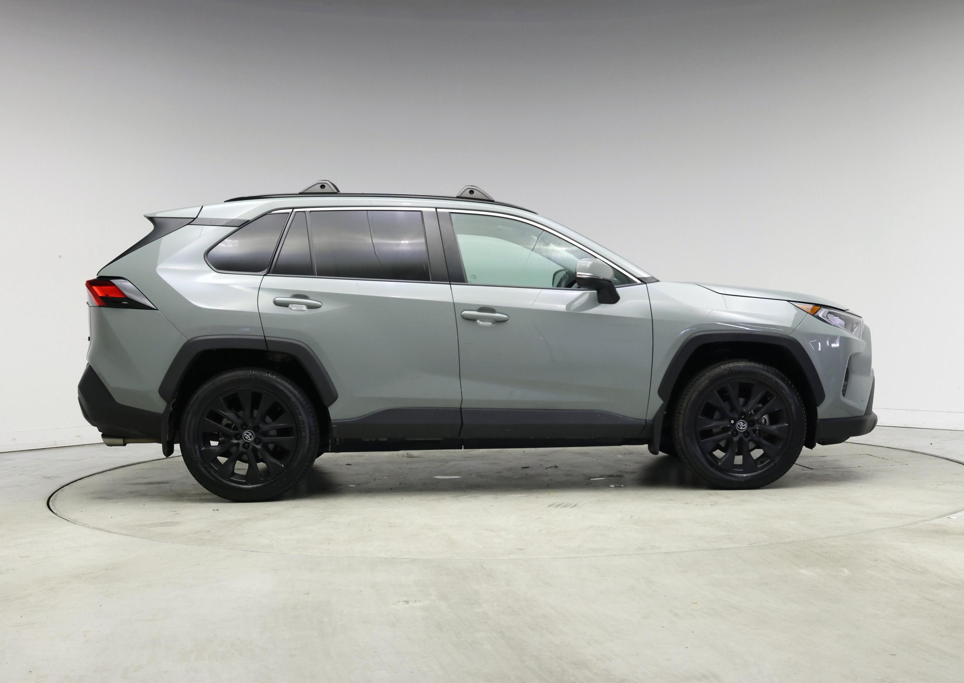 Thumbnail: 2020 Toyota RAV4 - 7