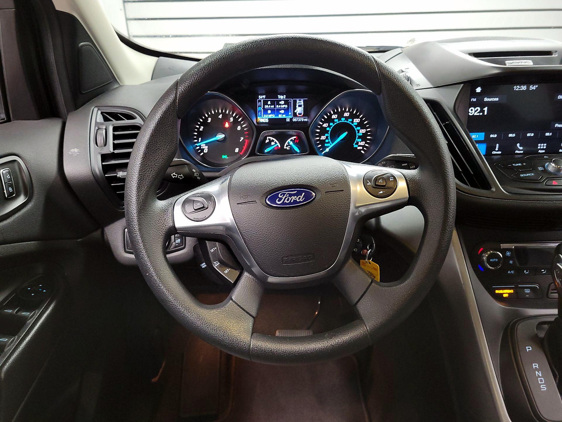 Thumbnail: 2016 Ford Escape - 10