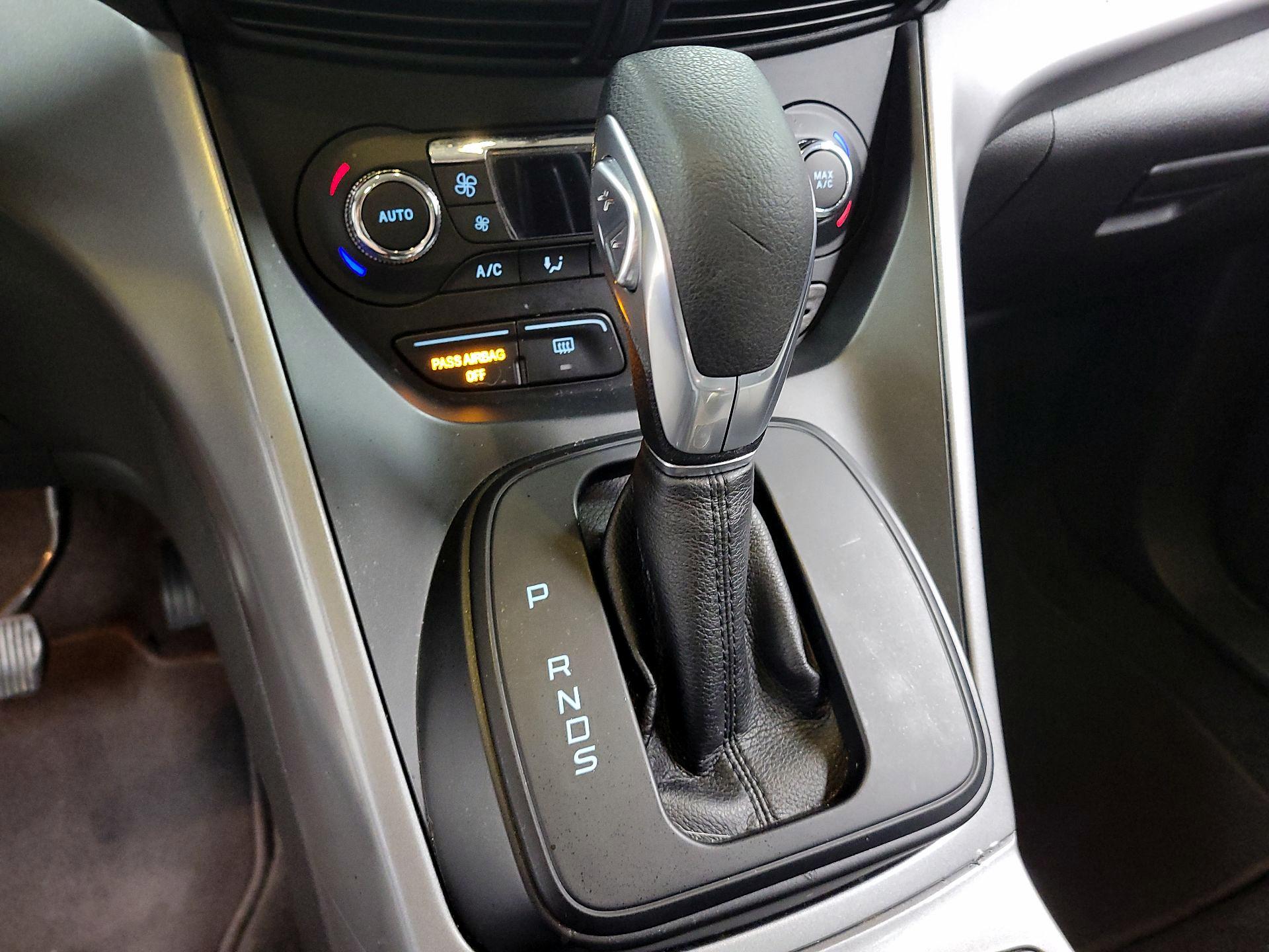 Thumbnail: 2016 Ford Escape - 15