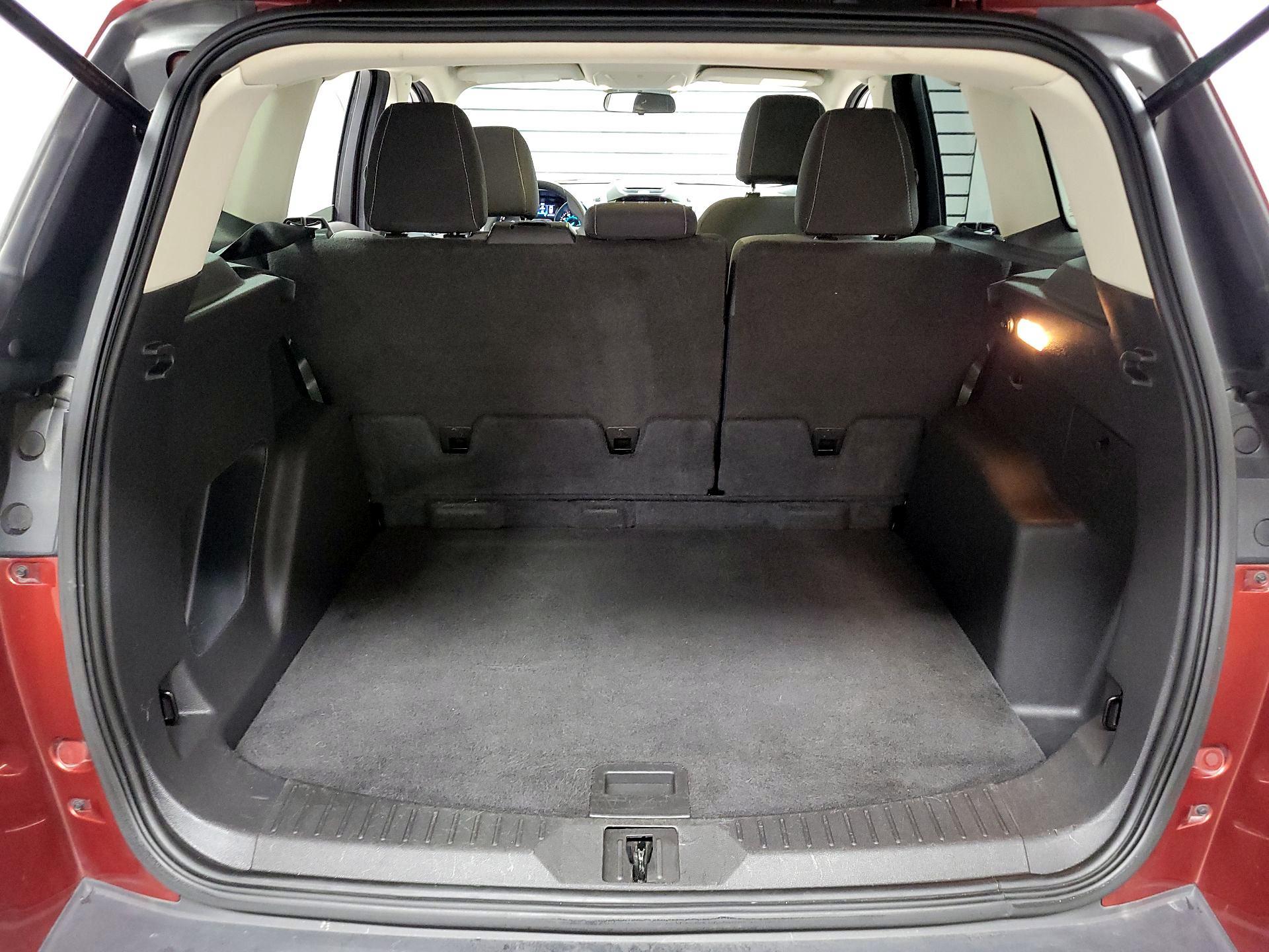 Thumbnail: 2016 Ford Escape - 17