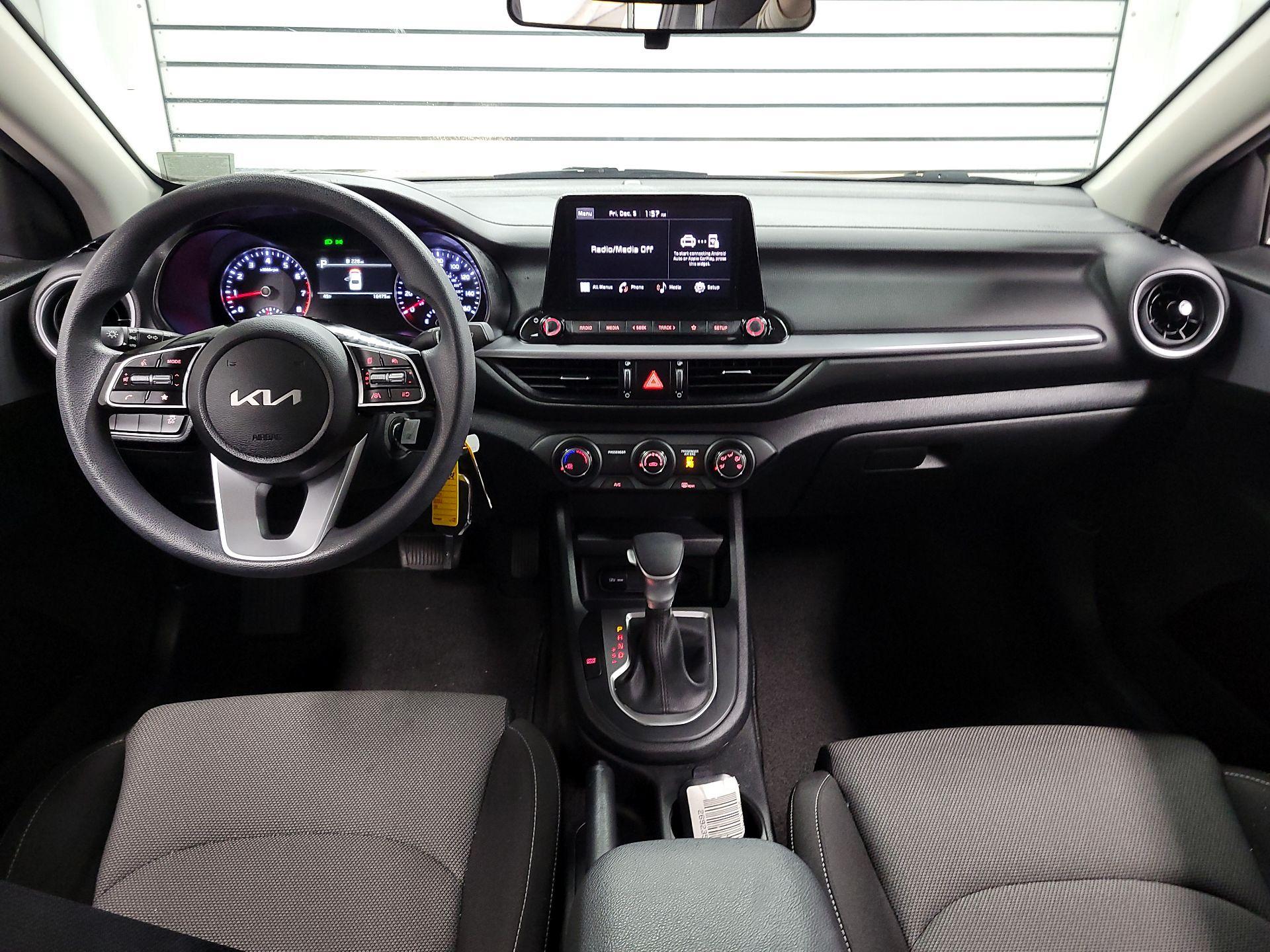 Thumbnail: 2024 Kia Forte - 9