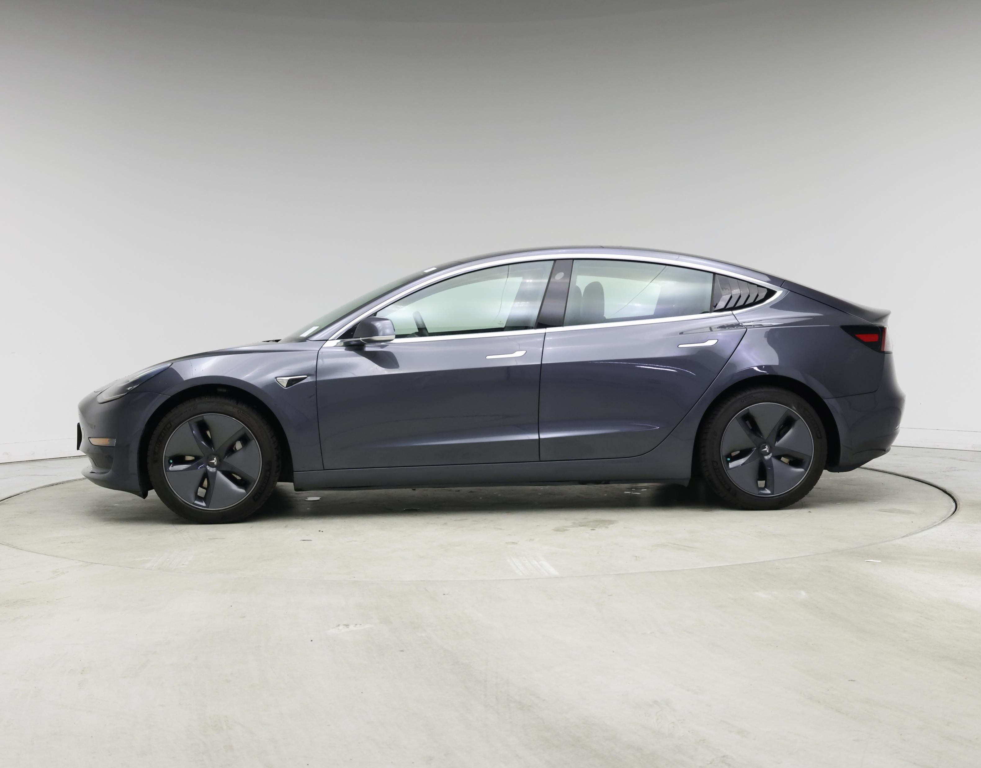 Thumbnail: 2019 Tesla Model 3 - 3