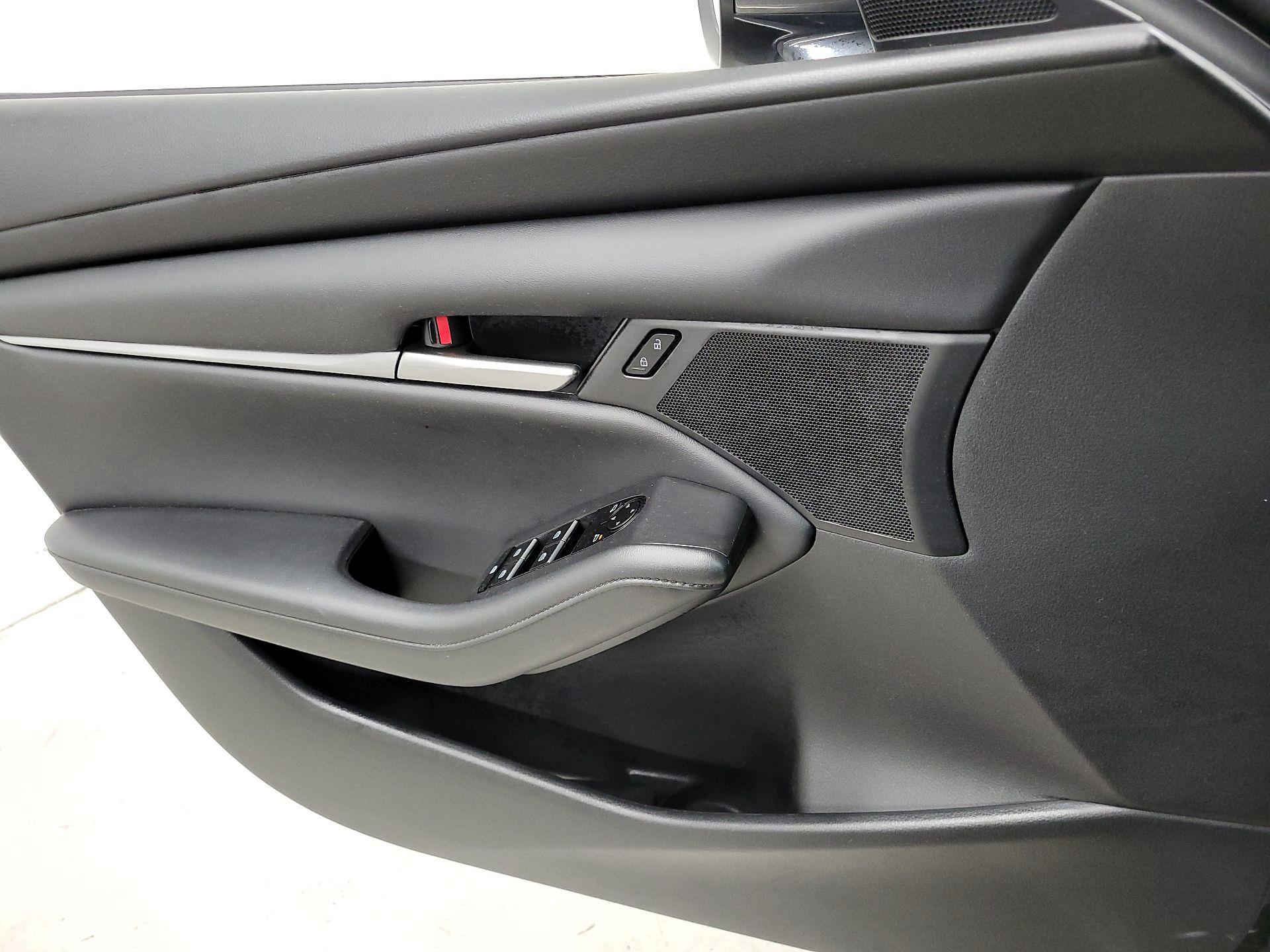 Thumbnail: 2023 Mazda Mazda3 - 12