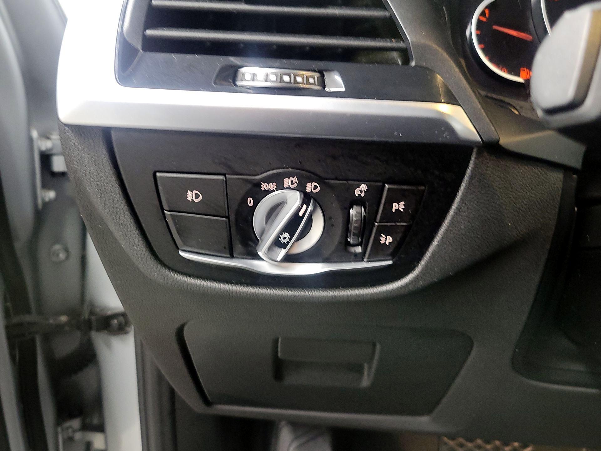 Thumbnail: 2019 BMW X3 - 13