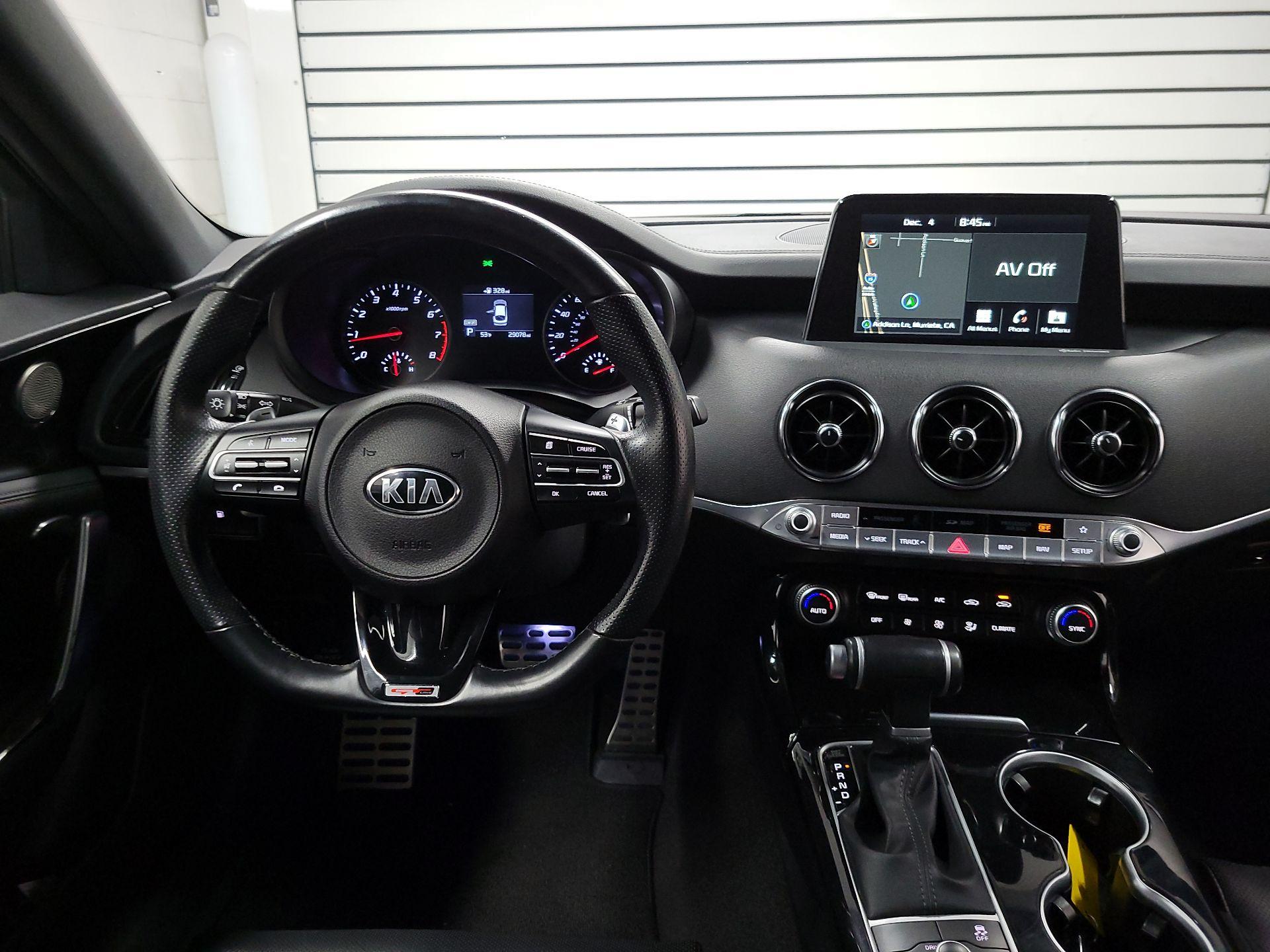 Thumbnail: 2020 Kia Stinger - 9