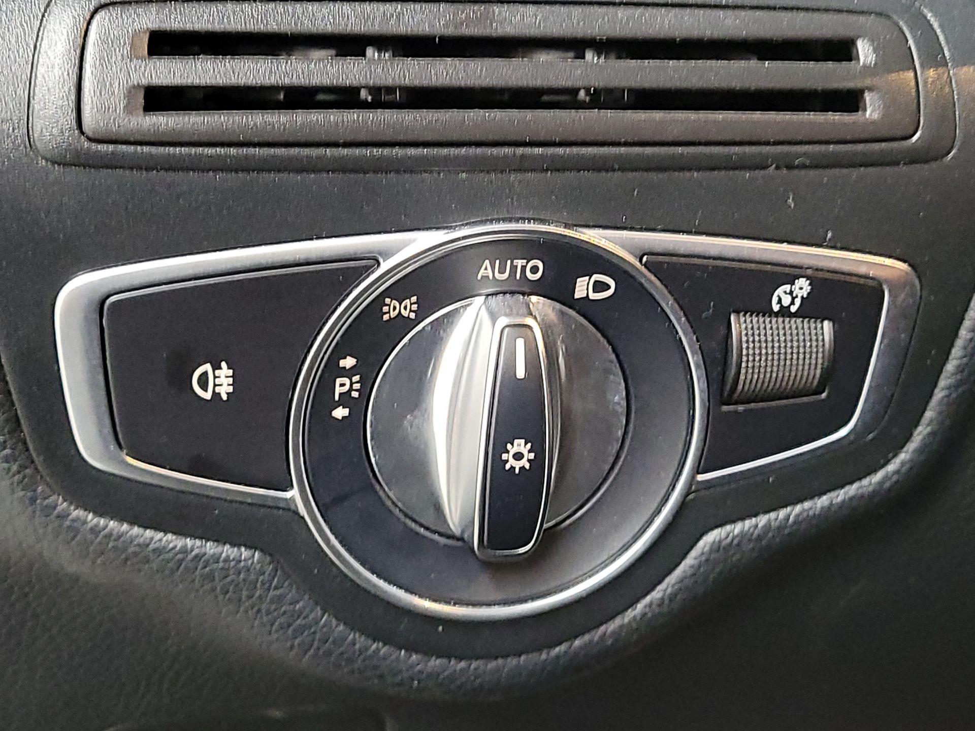 Thumbnail: 2019 Mercedes-Benz C-Class - 13