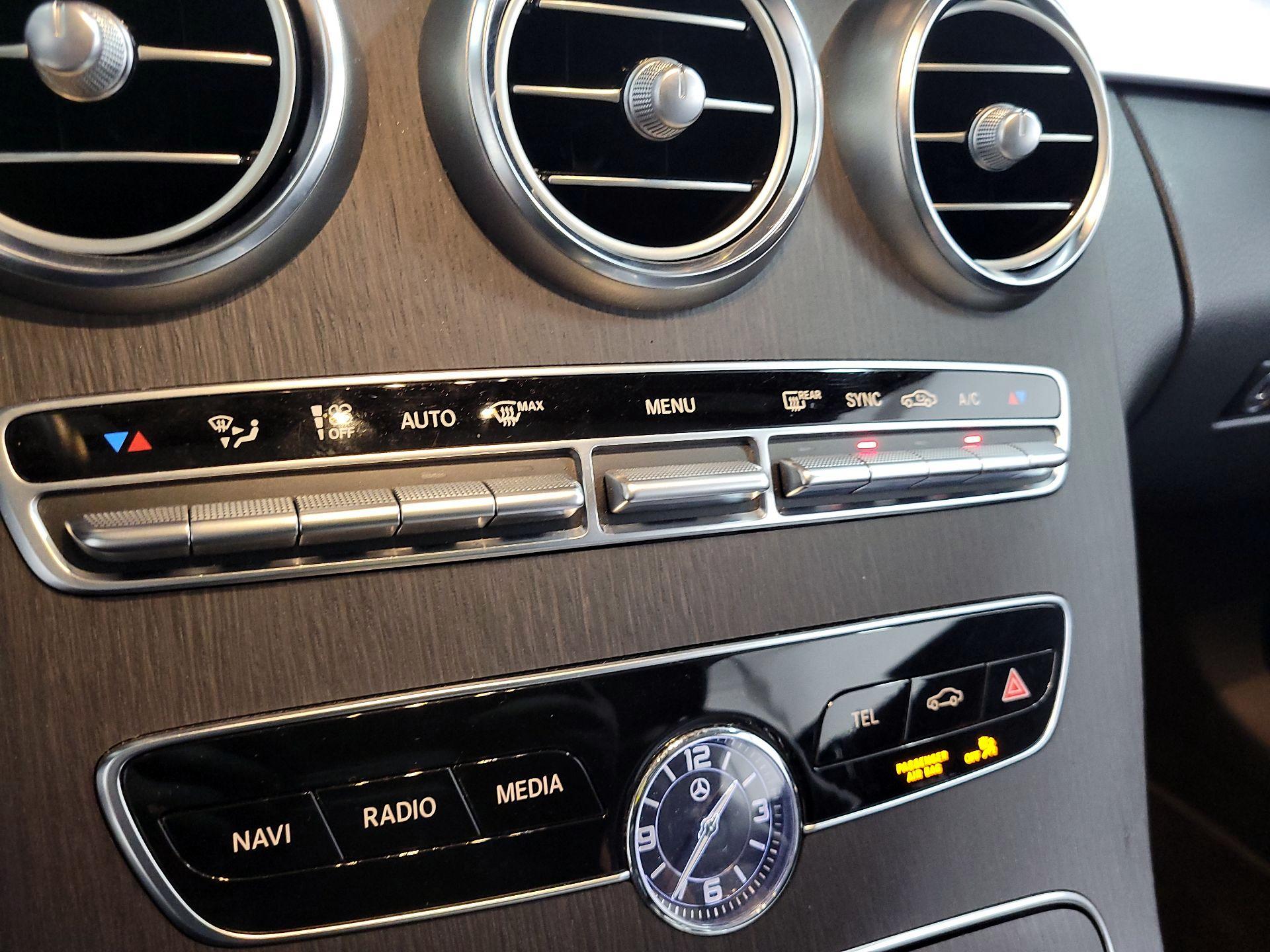 Thumbnail: 2019 Mercedes-Benz C-Class - 16