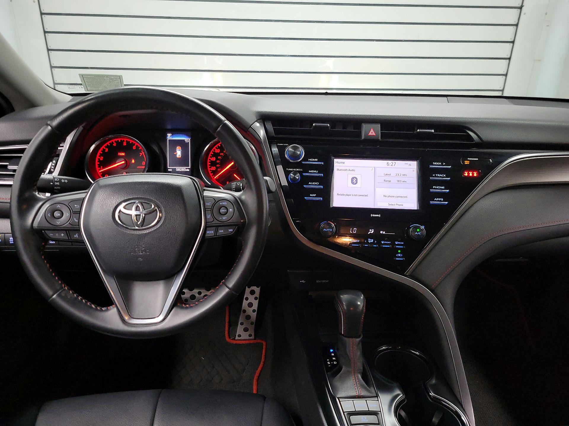 Thumbnail: 2020 Toyota Camry - 9