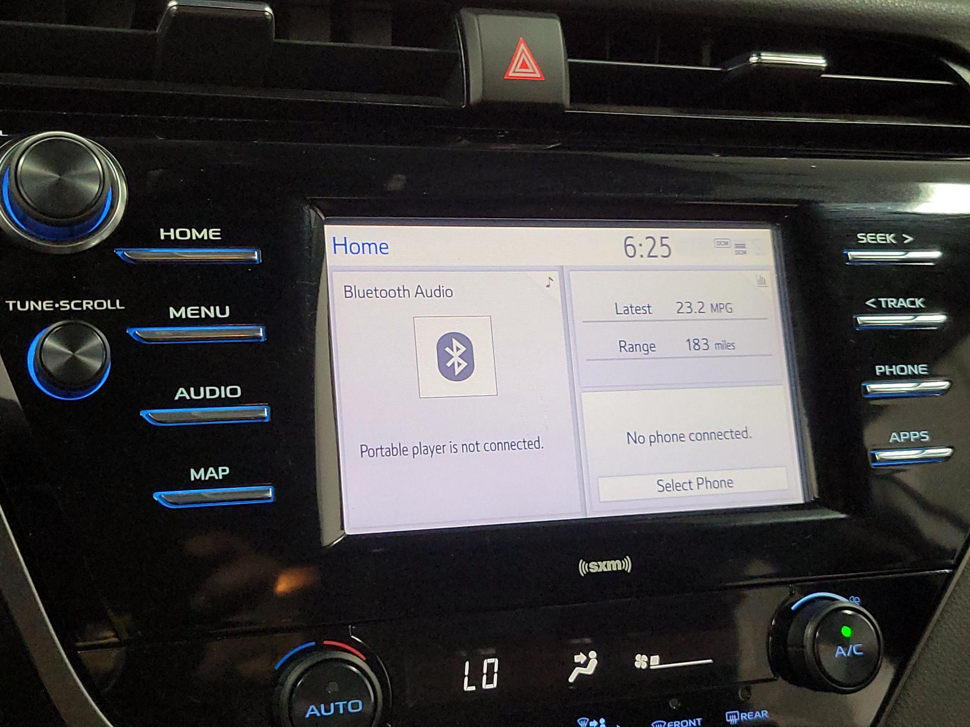 Thumbnail: 2020 Toyota Camry - 14