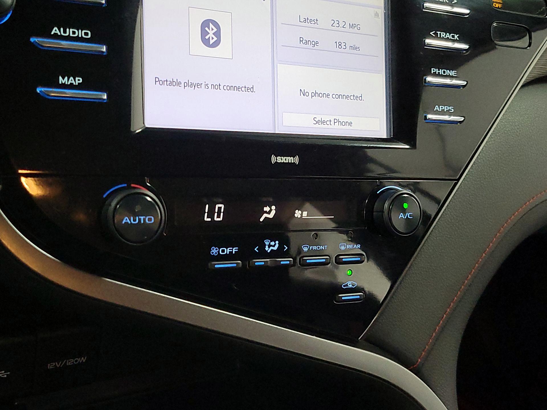 Thumbnail: 2020 Toyota Camry - 15